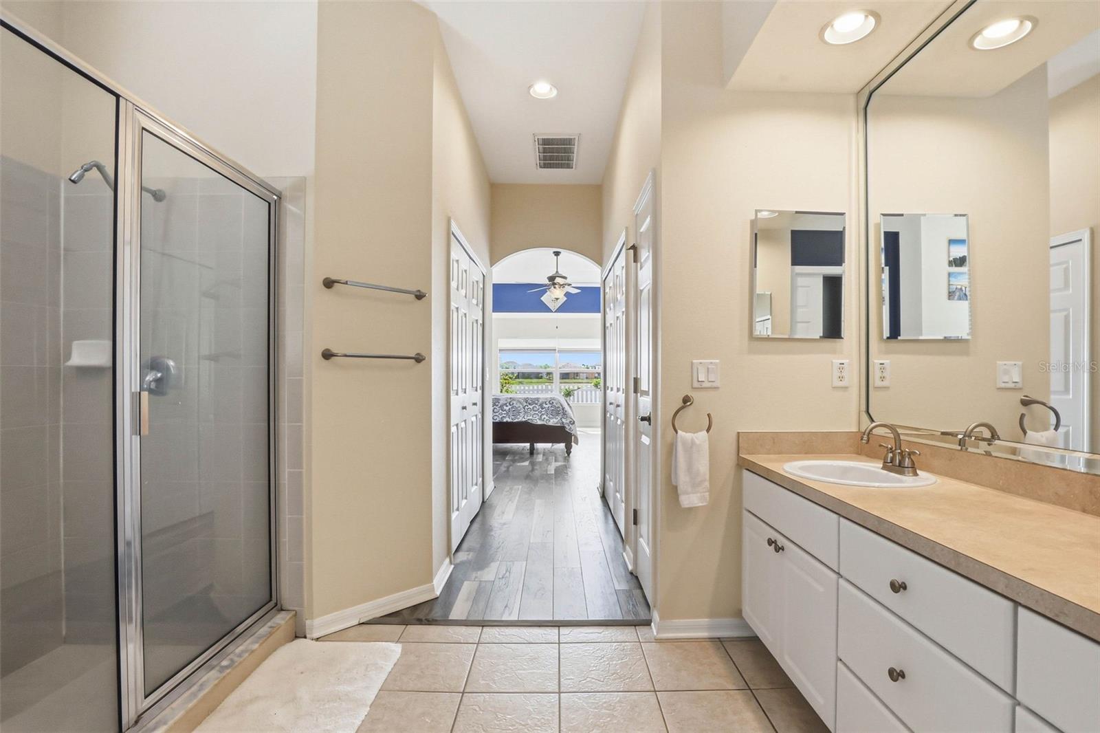 13706 ARTESA BELL DR, RIVERVIEW, FL, 33579