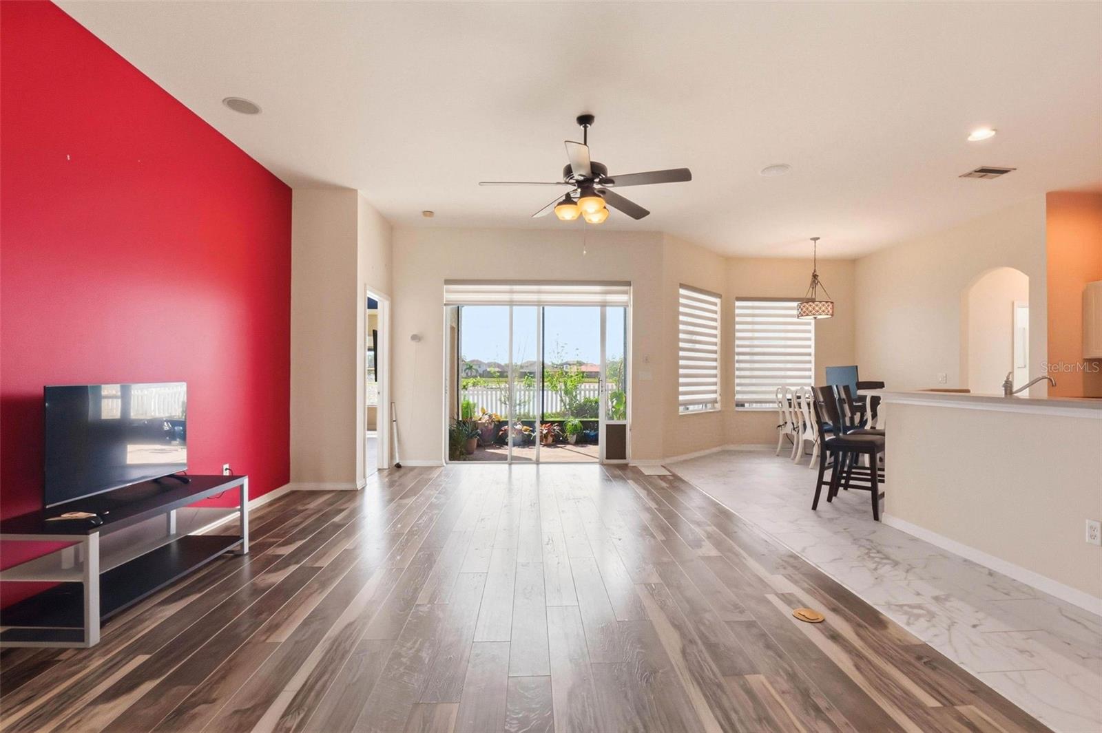 13706 ARTESA BELL DR, RIVERVIEW, FL, 33579