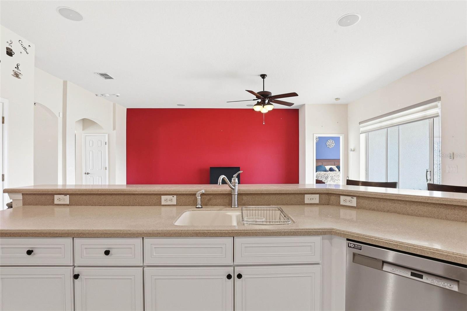 13706 ARTESA BELL DR, RIVERVIEW, FL, 33579