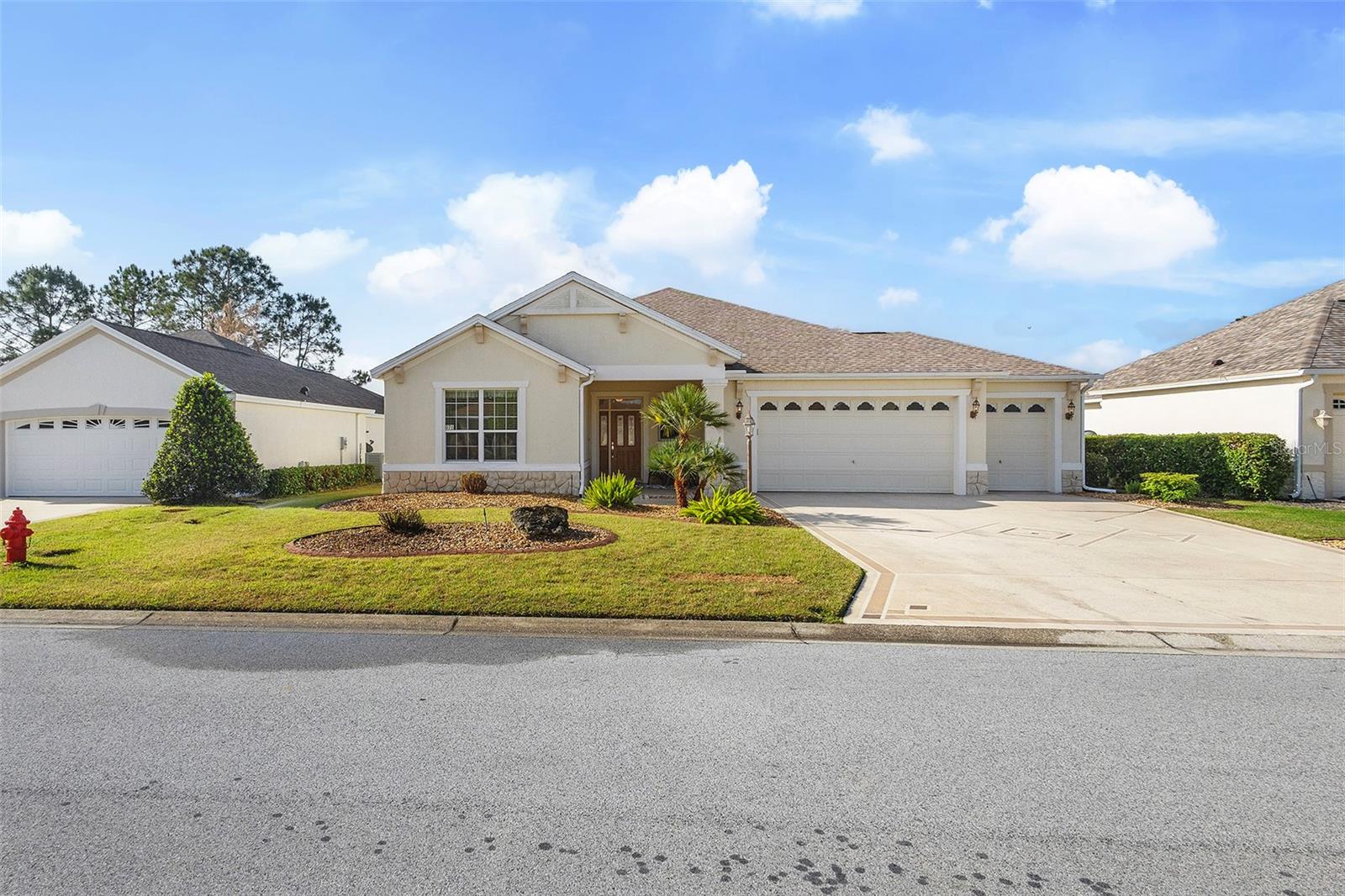 976 SHELLBARK WAY, THE VILLAGES, FL, 32162