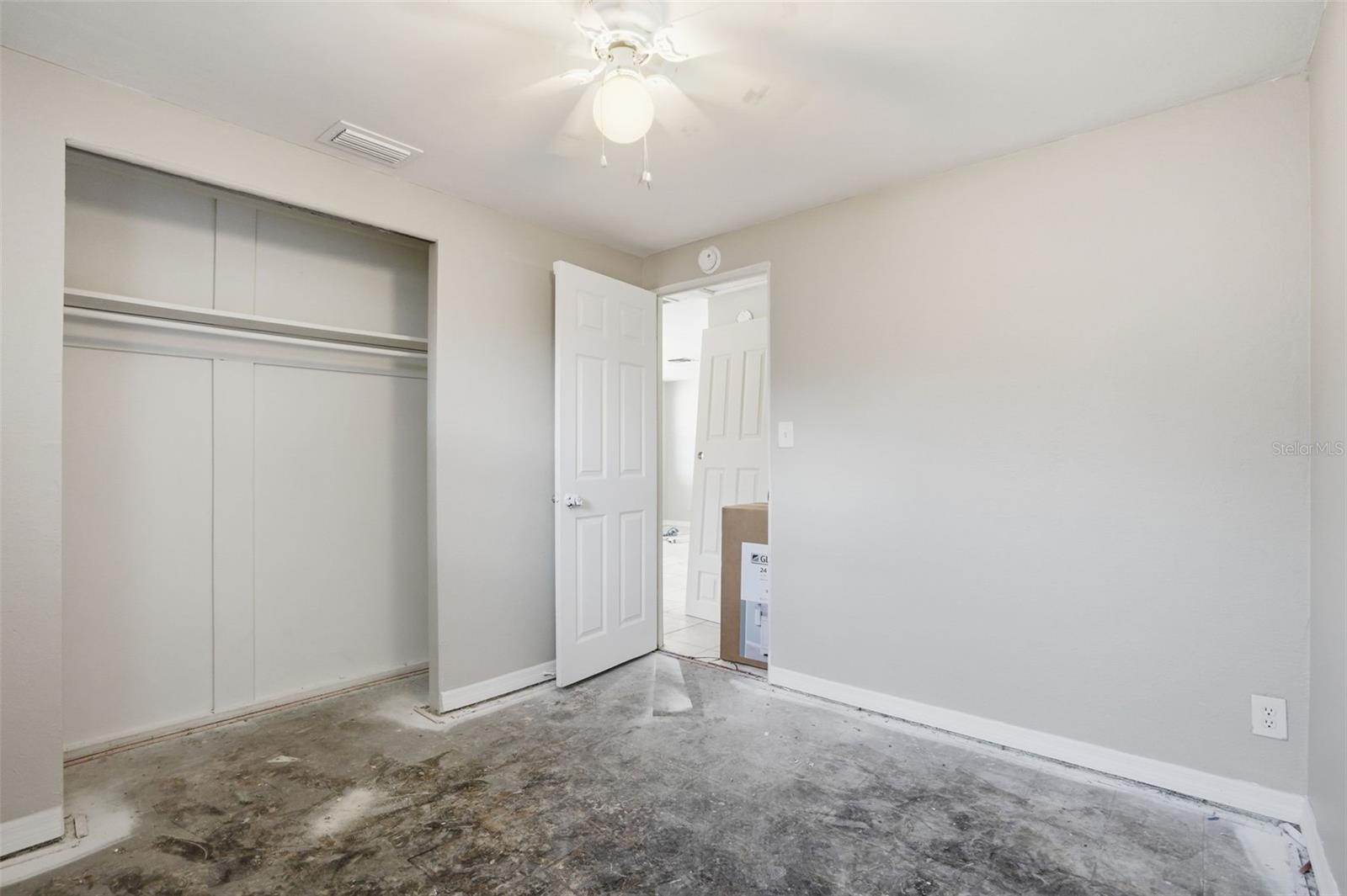 5711 64TH AVE N, PINELLAS PARK, FL, 33781