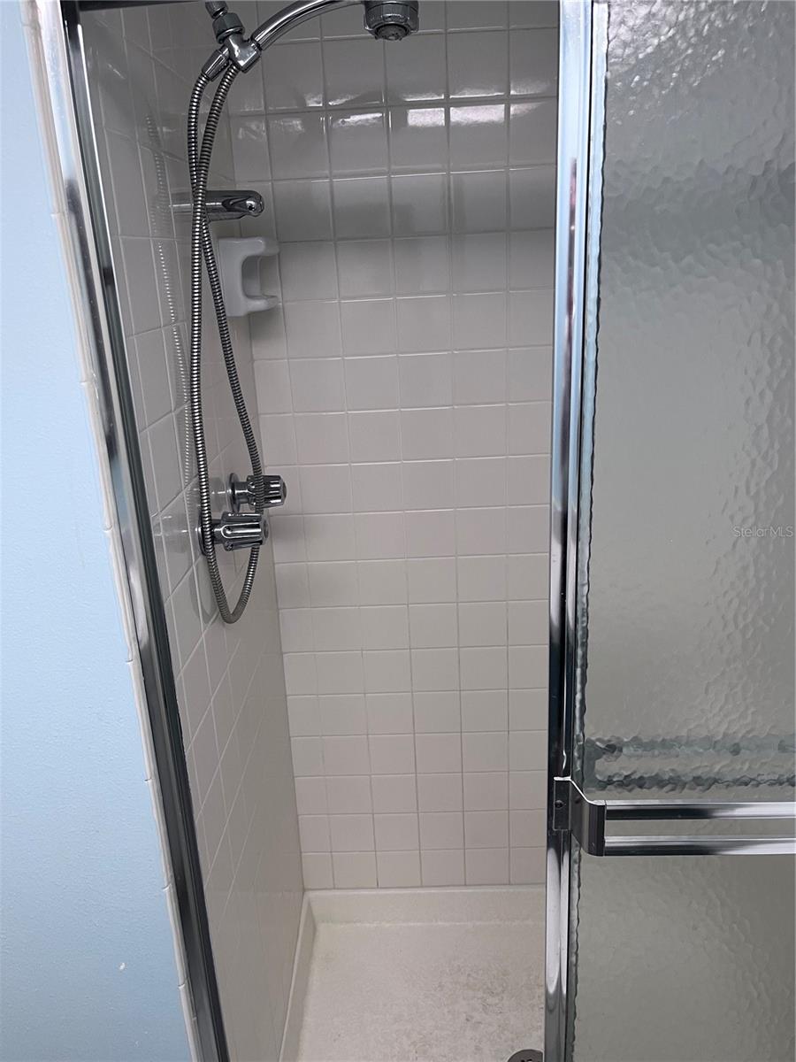 315 30TH AVE W #B203, BRADENTON, FL, 34205