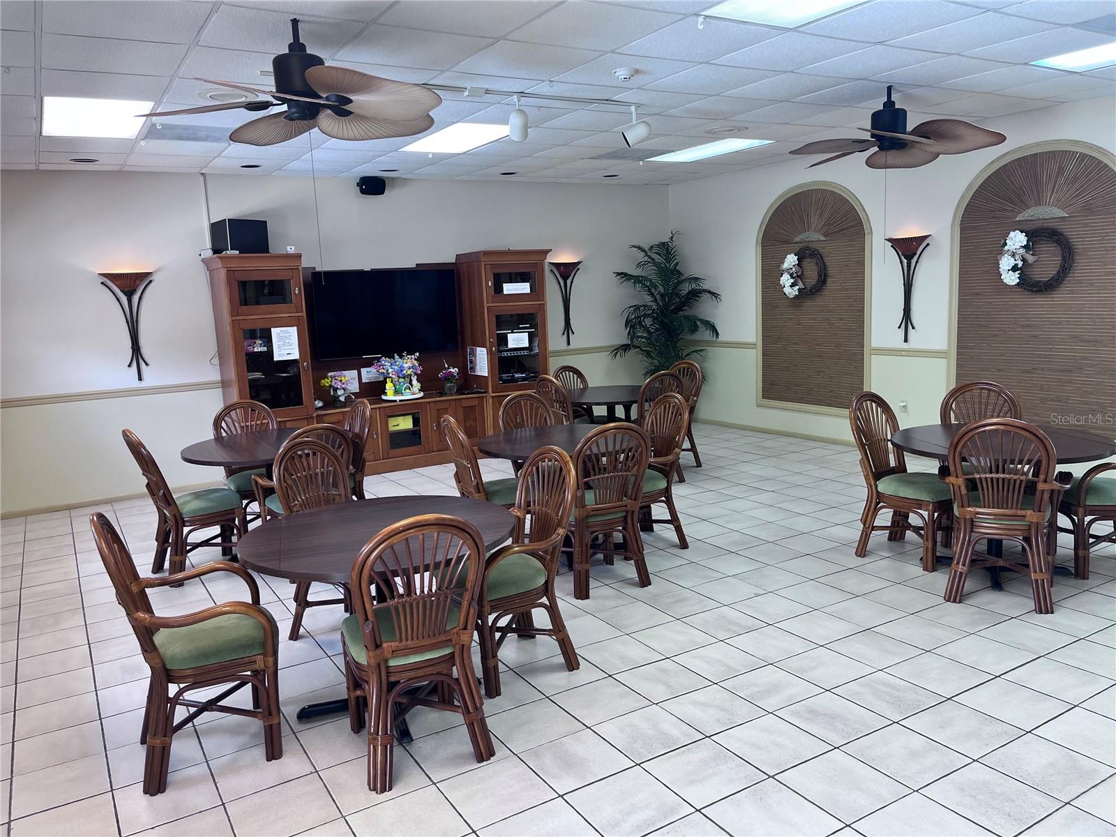 315 30TH AVE W #B203, BRADENTON, FL, 34205