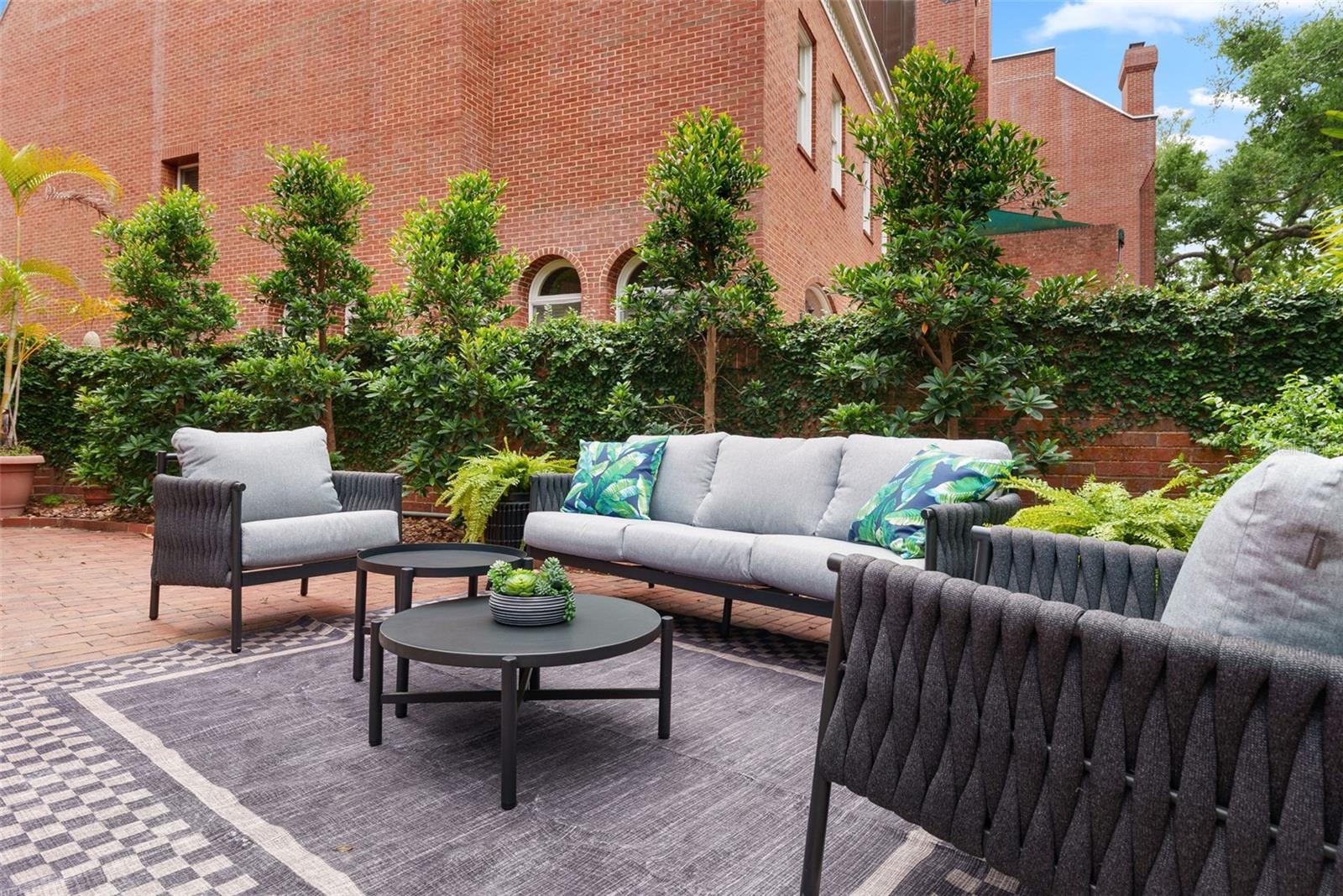 5121 S NICHOL ST, TAMPA, FL, 33611