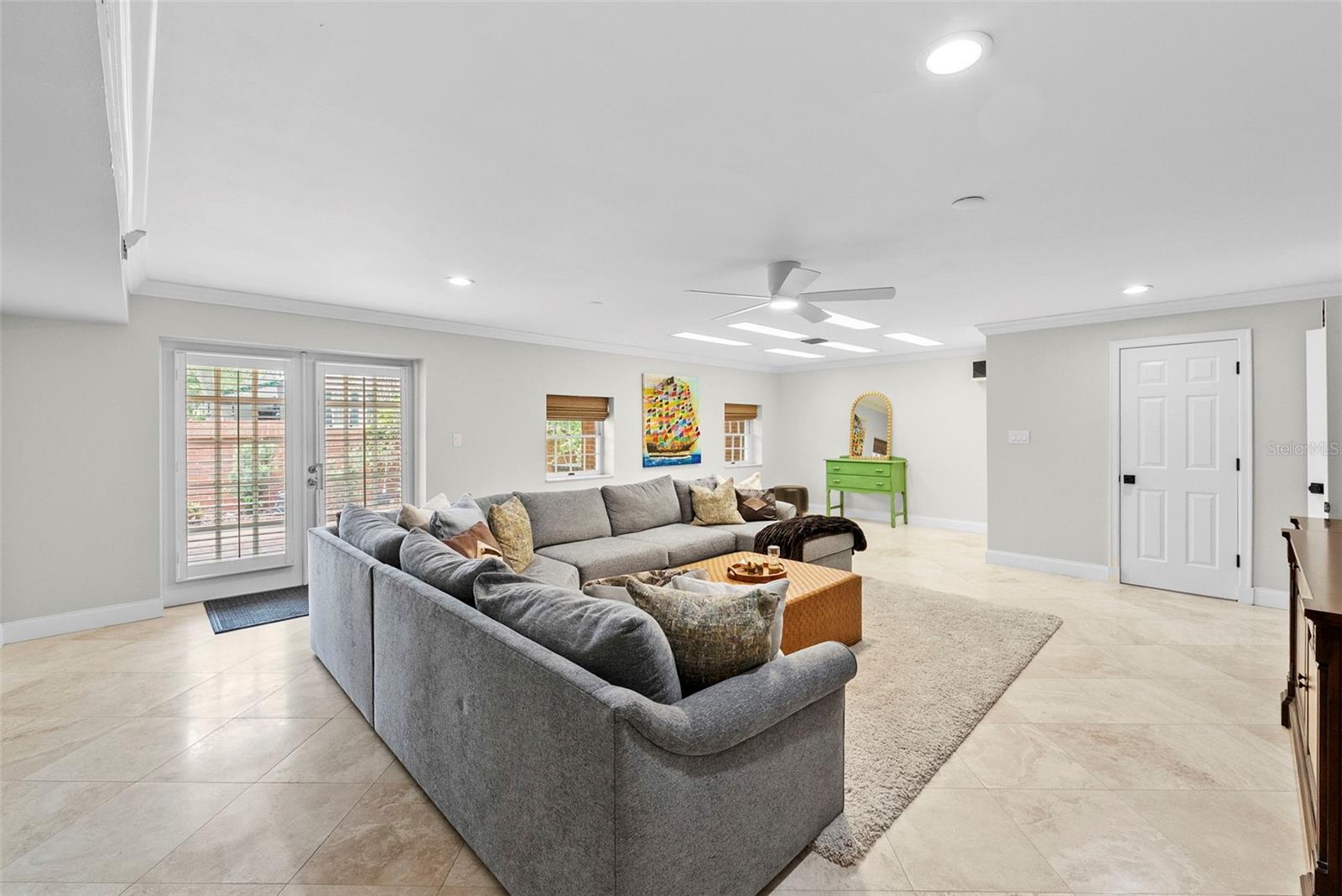 5121 S NICHOL ST, TAMPA, FL, 33611