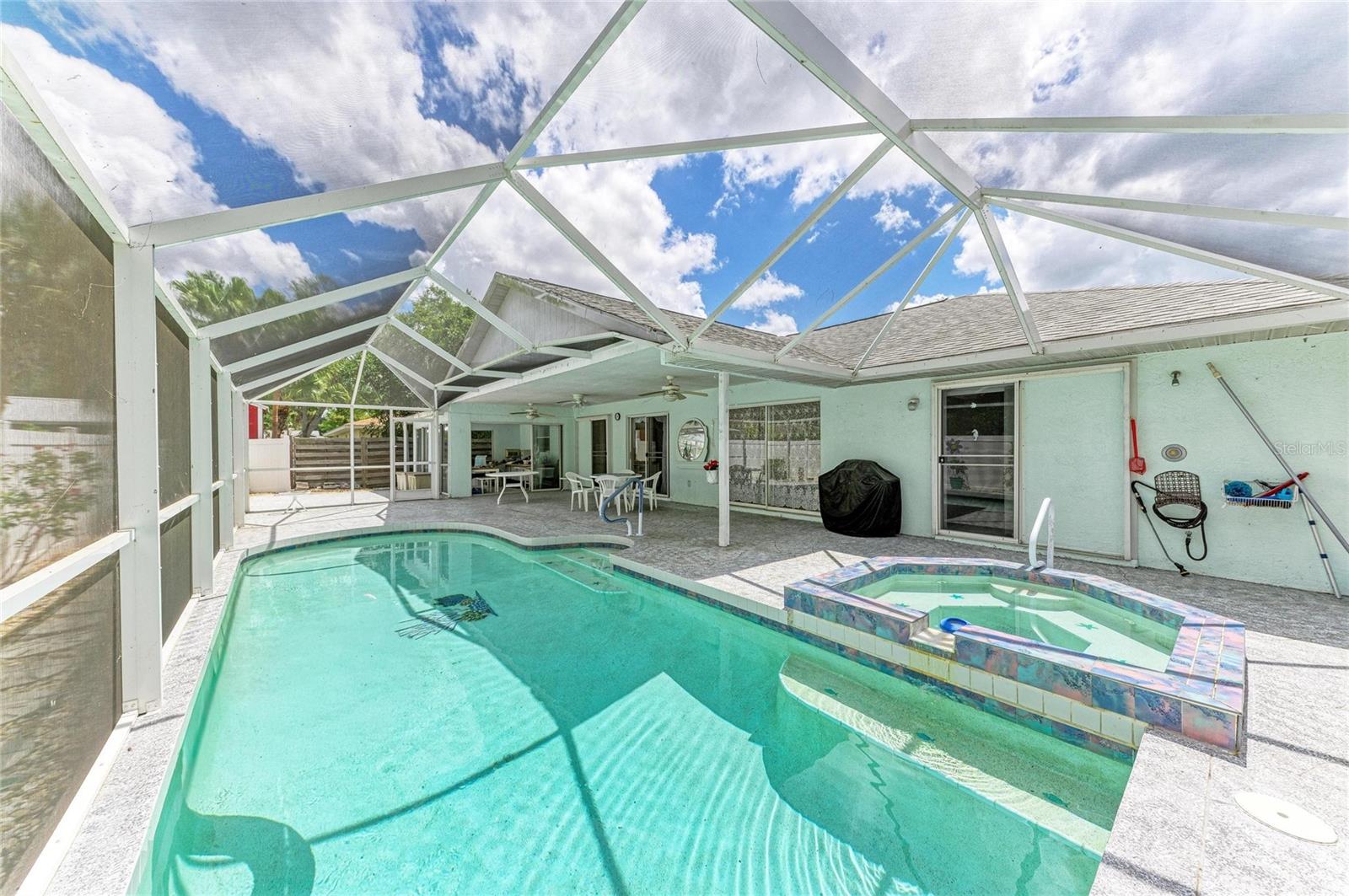 4916 32ND AVENUE DR W, BRADENTON, FL, 34209