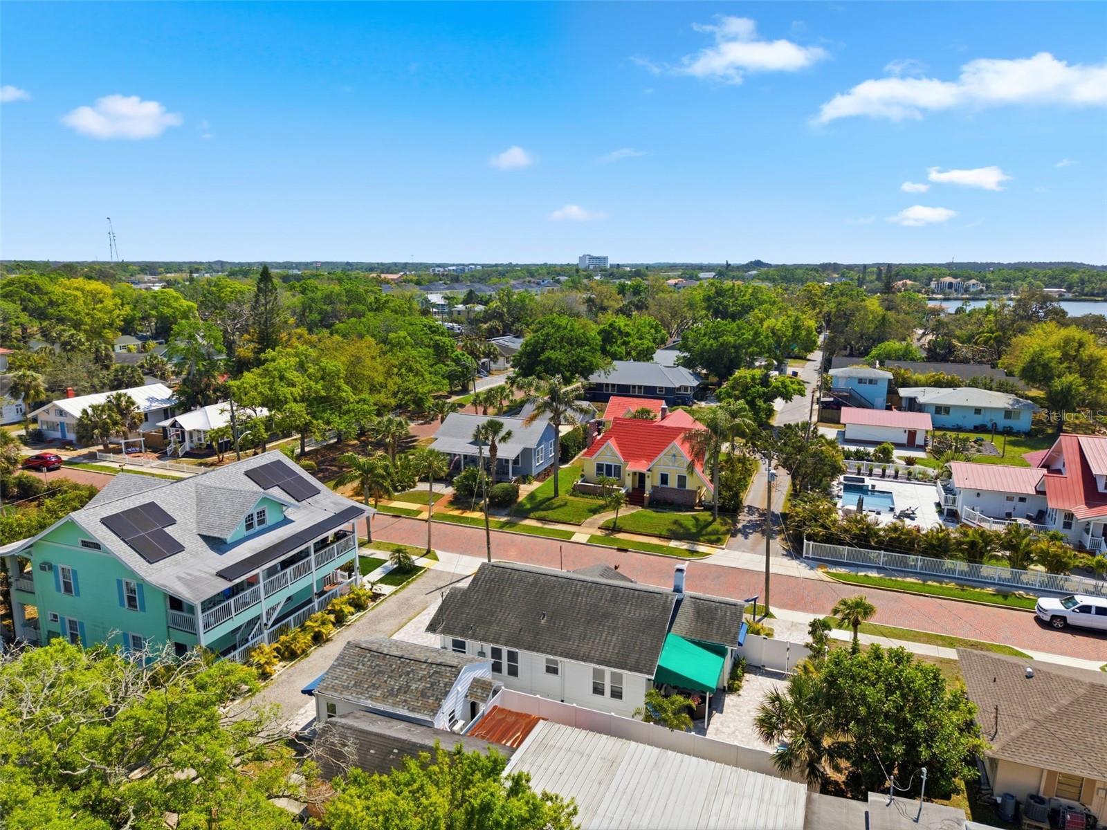 410 W LEMON ST, TARPON SPRINGS, FL, 34689