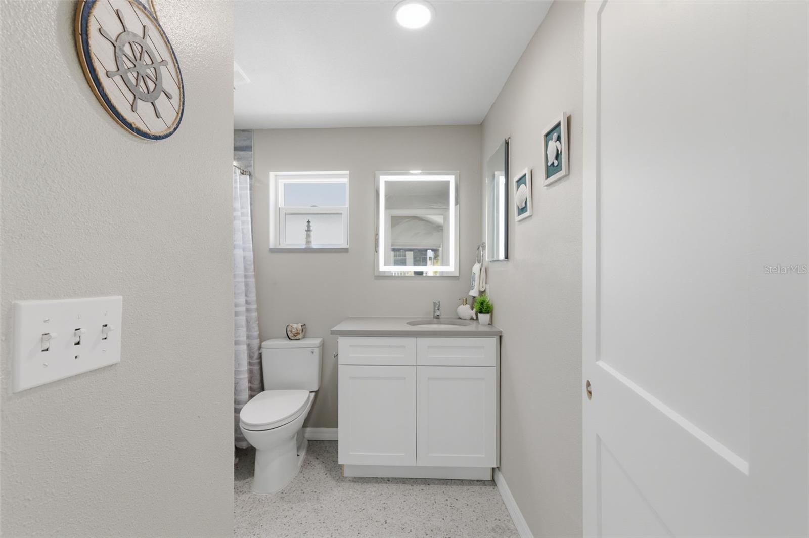 410 W LEMON ST, TARPON SPRINGS, FL, 34689