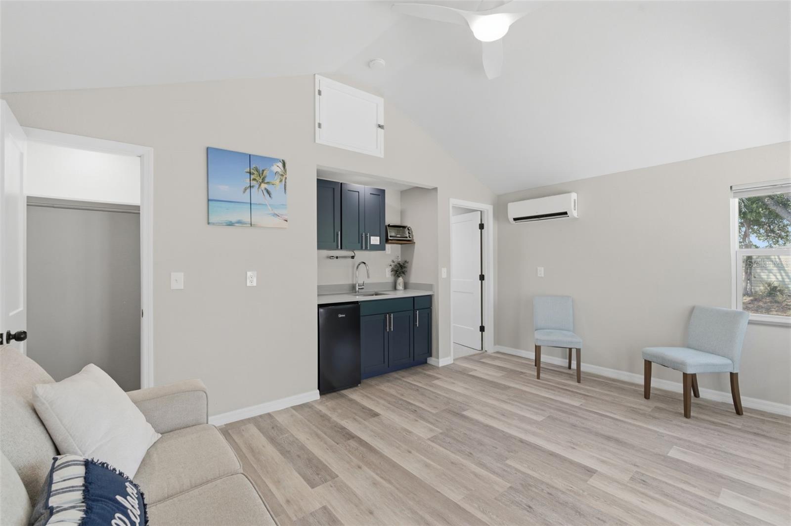 410 W LEMON ST, TARPON SPRINGS, FL, 34689