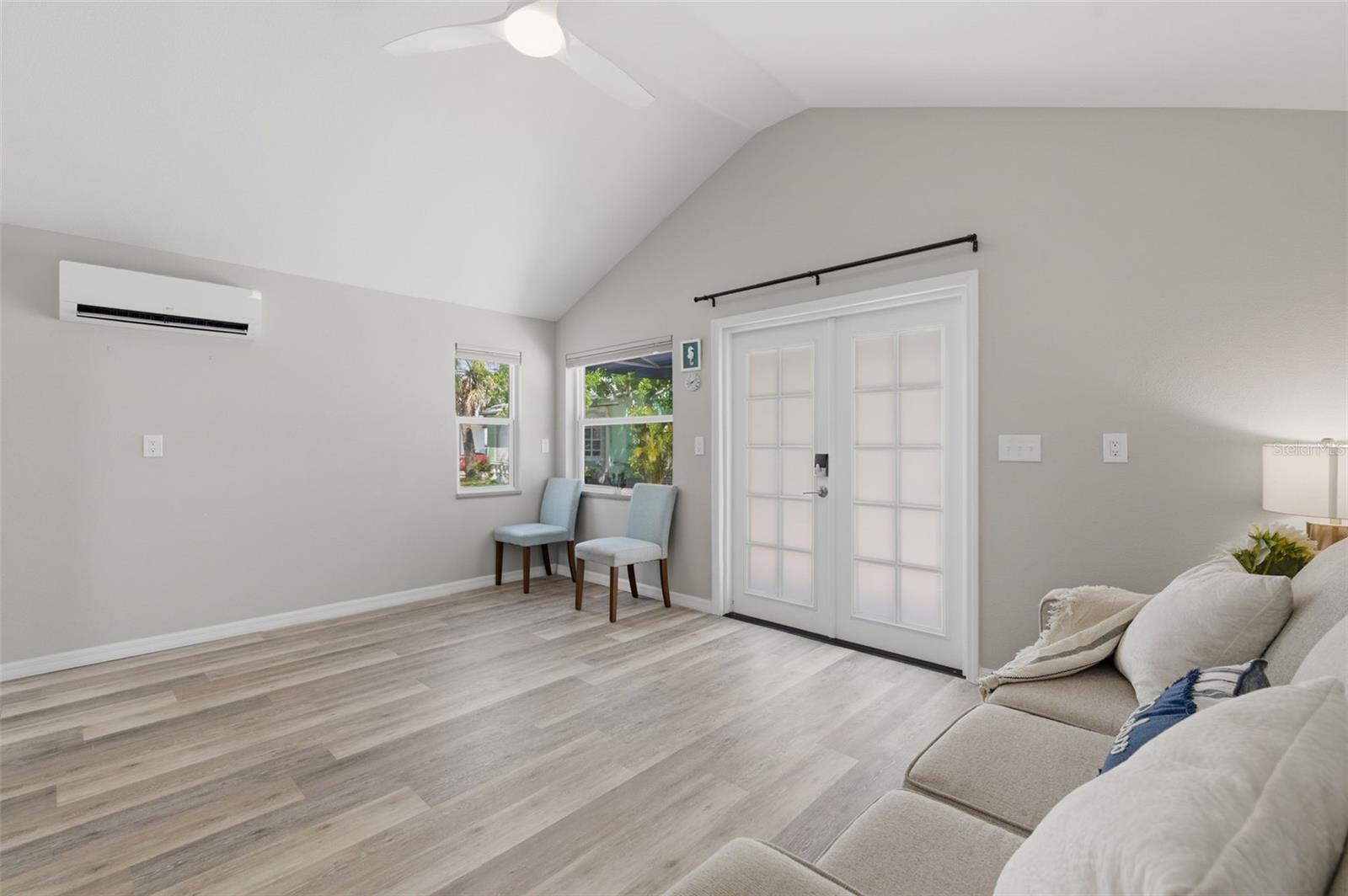 410 W LEMON ST, TARPON SPRINGS, FL, 34689