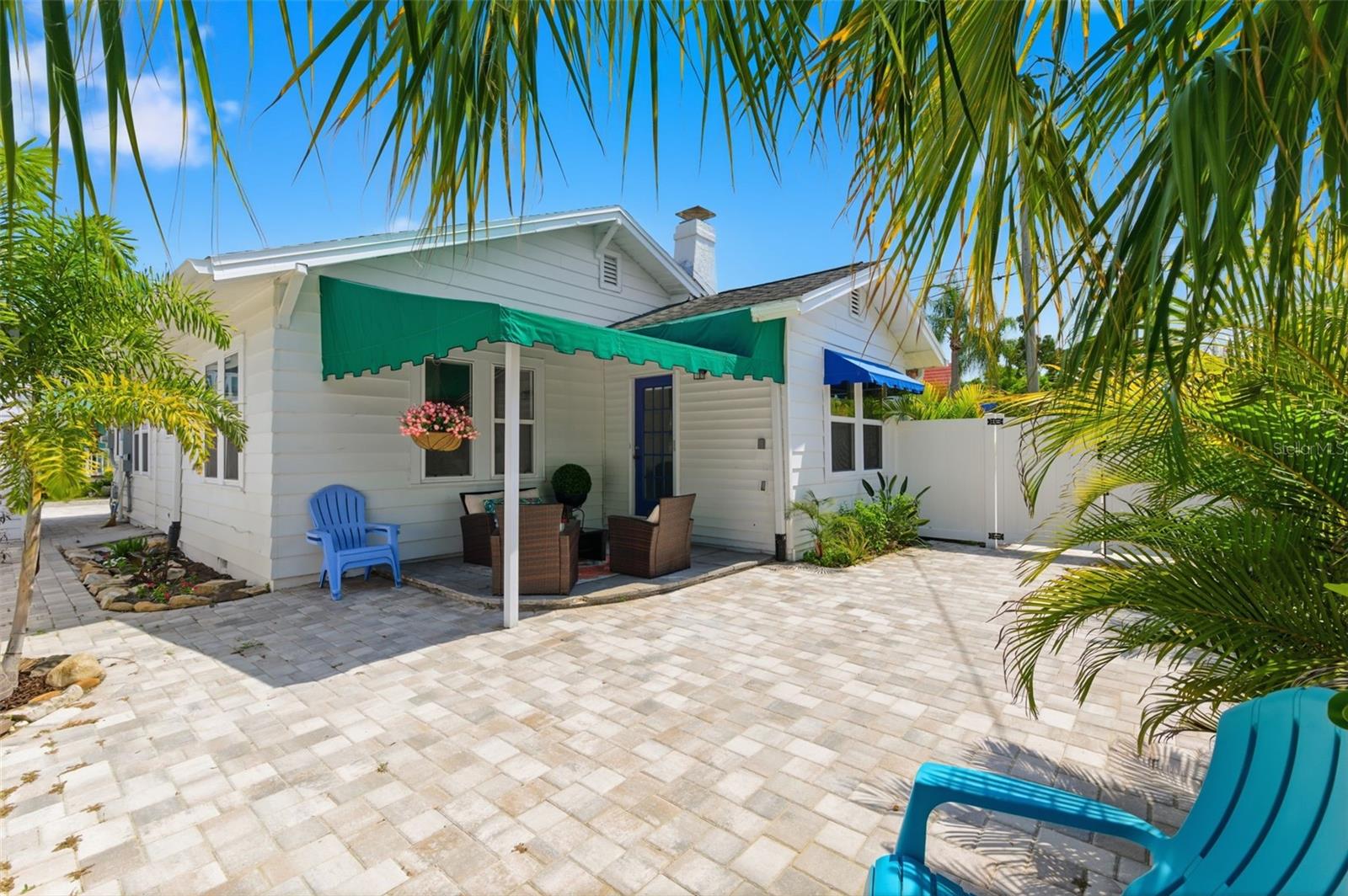 410 W LEMON ST, TARPON SPRINGS, FL, 34689