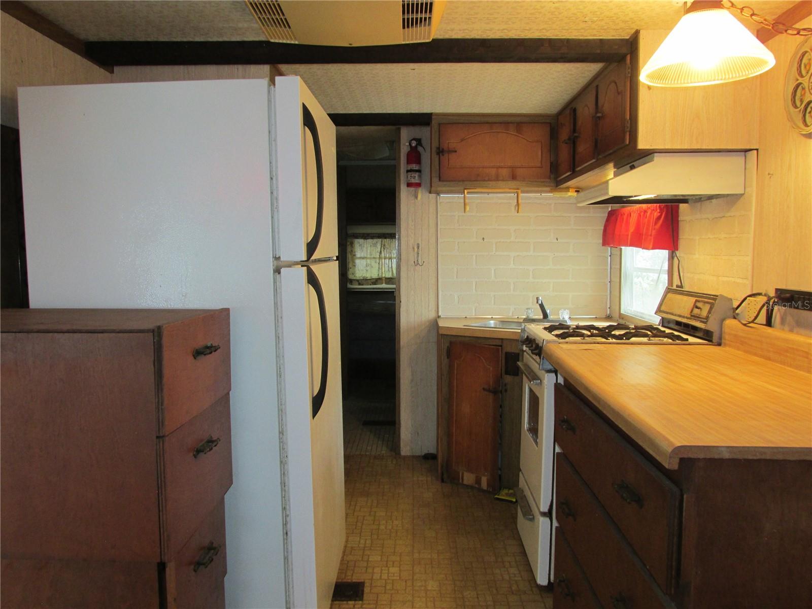 13 SADDLEBAG TRL S, LAKE WALES, FL, 33898