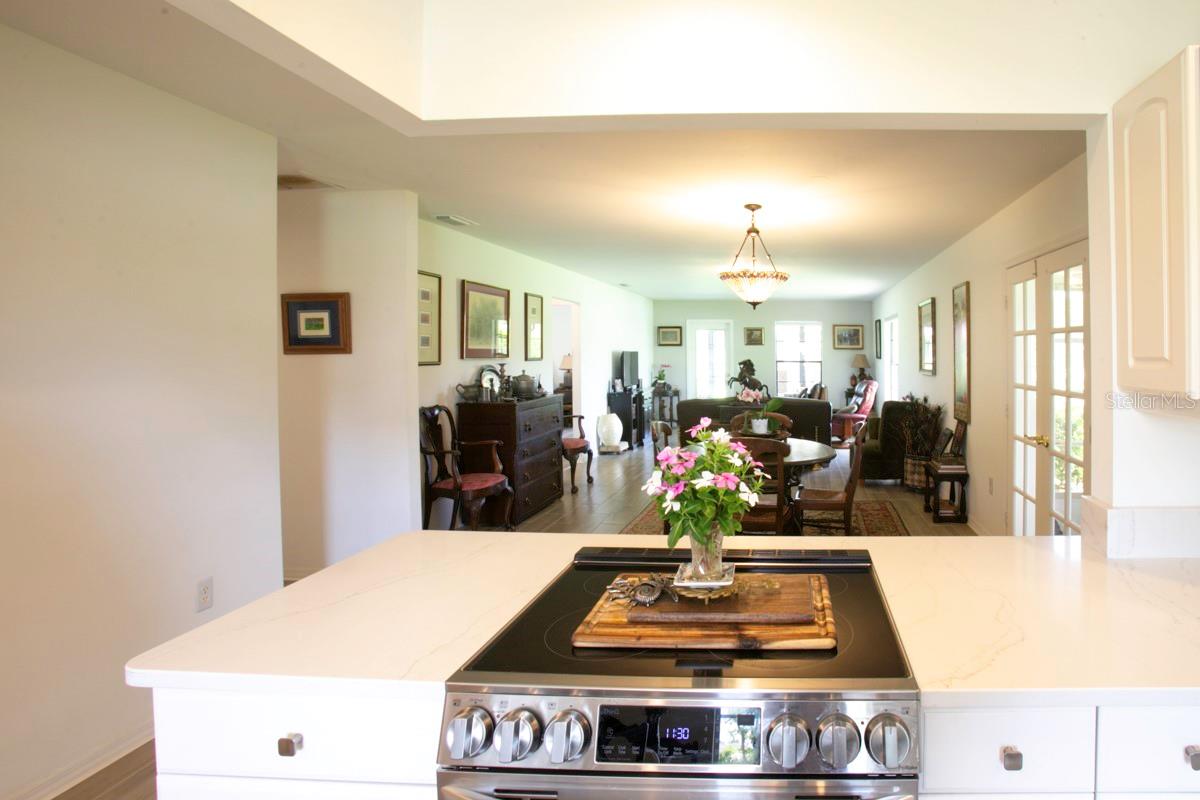 6504 HERITAGE LN #99, BRADENTON, FL, 34209