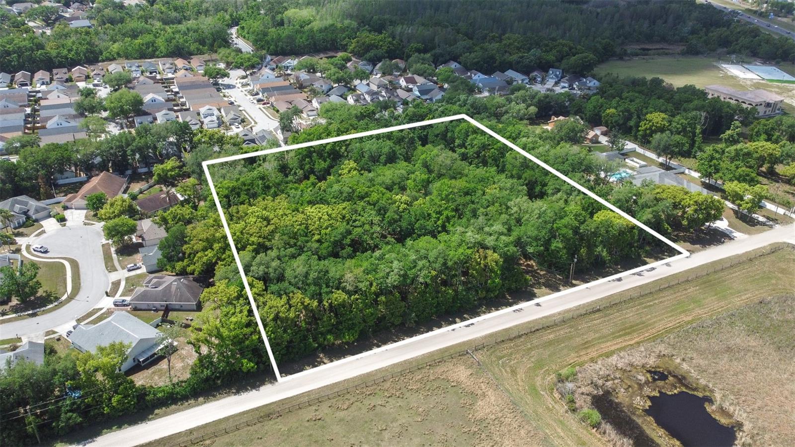 28616 TUPPER RD, WESLEY CHAPEL, FL, 33545