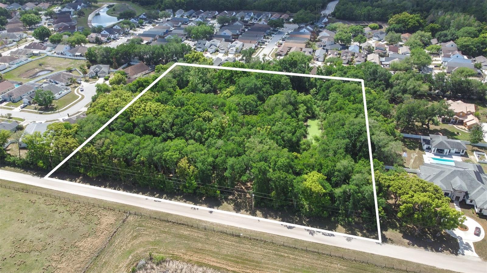 28616 TUPPER RD, WESLEY CHAPEL, FL, 33545