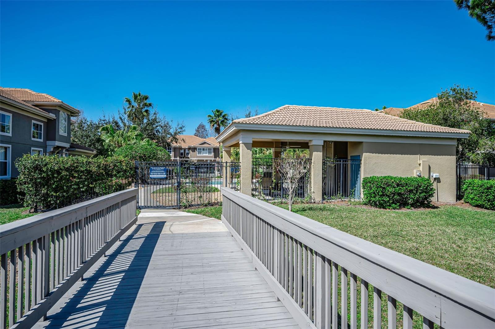 3304 COVERED BRIDGE DR E, DUNEDIN, FL, 34698