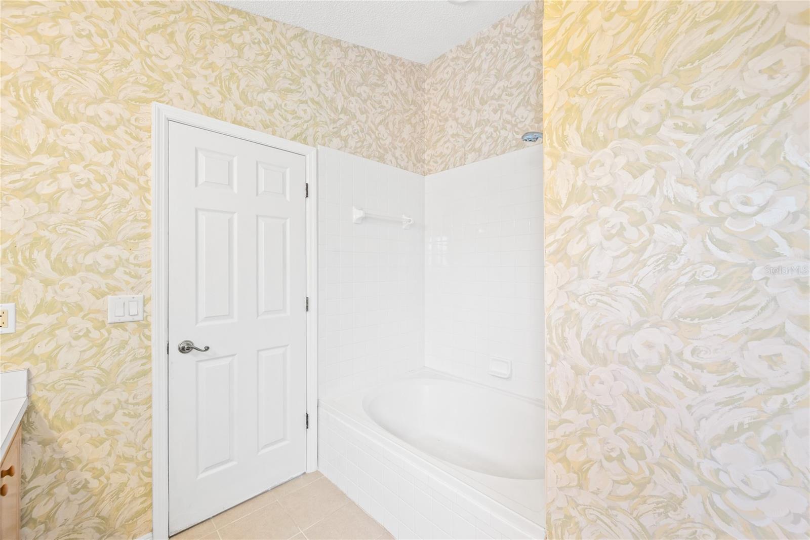 2419 MAYWOOD ST, EUSTIS, FL, 32726
