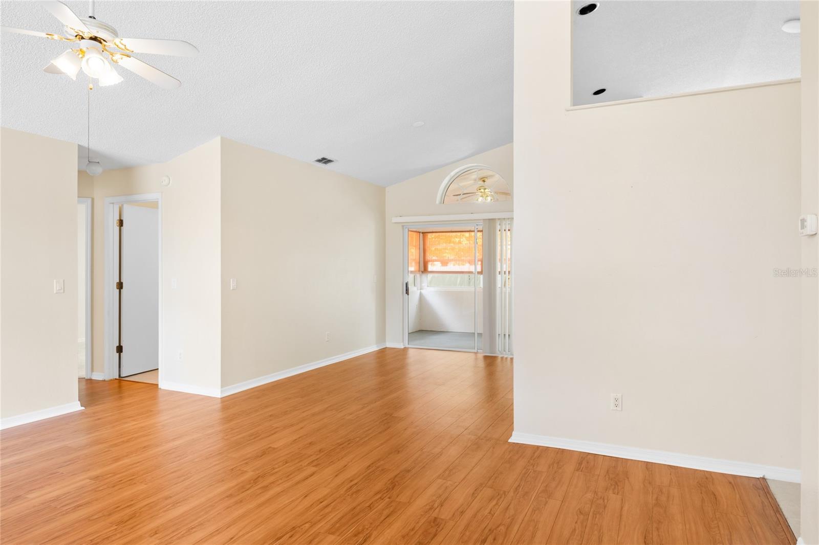 2419 MAYWOOD ST, EUSTIS, FL, 32726