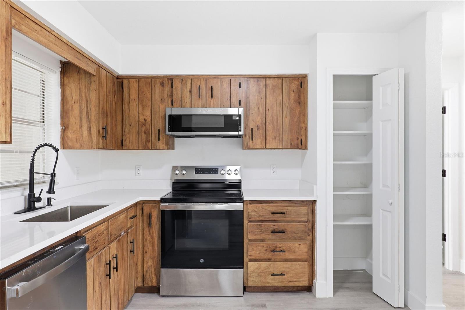1214 PACE DR NW, PALM BAY, FL, 32907