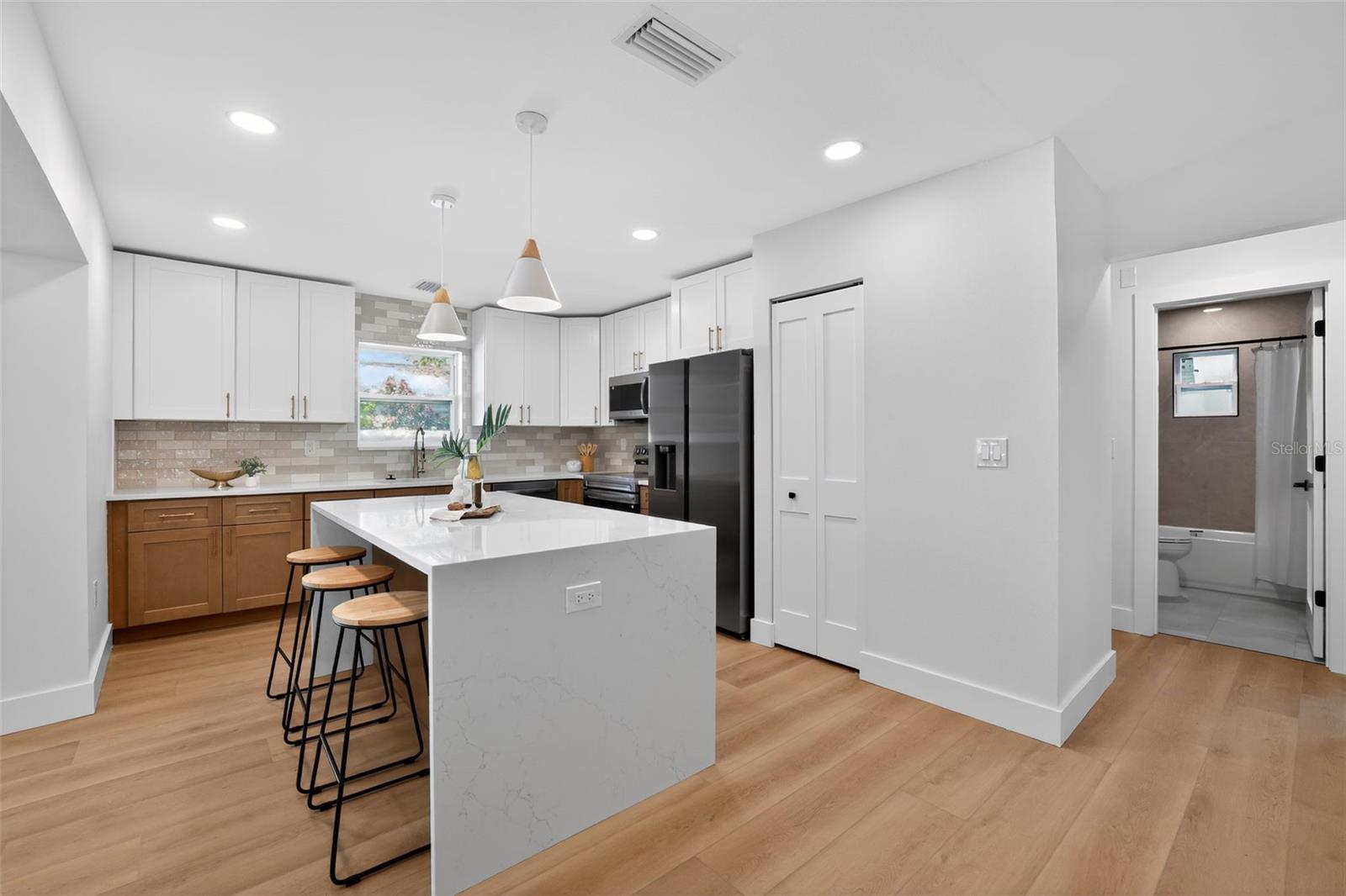 10203 57TH WAY N, PINELLAS PARK, FL, 33782