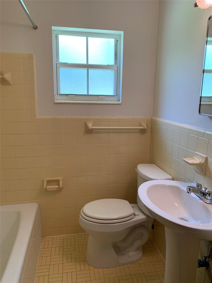 1106 NE 17TH TER, OCALA, FL, 34470