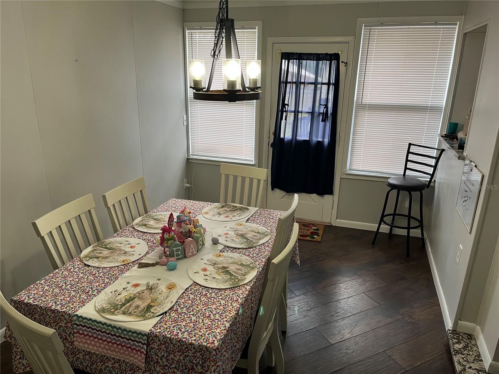 605 CHEROKEE CIR, AVON PARK, FL, 33825