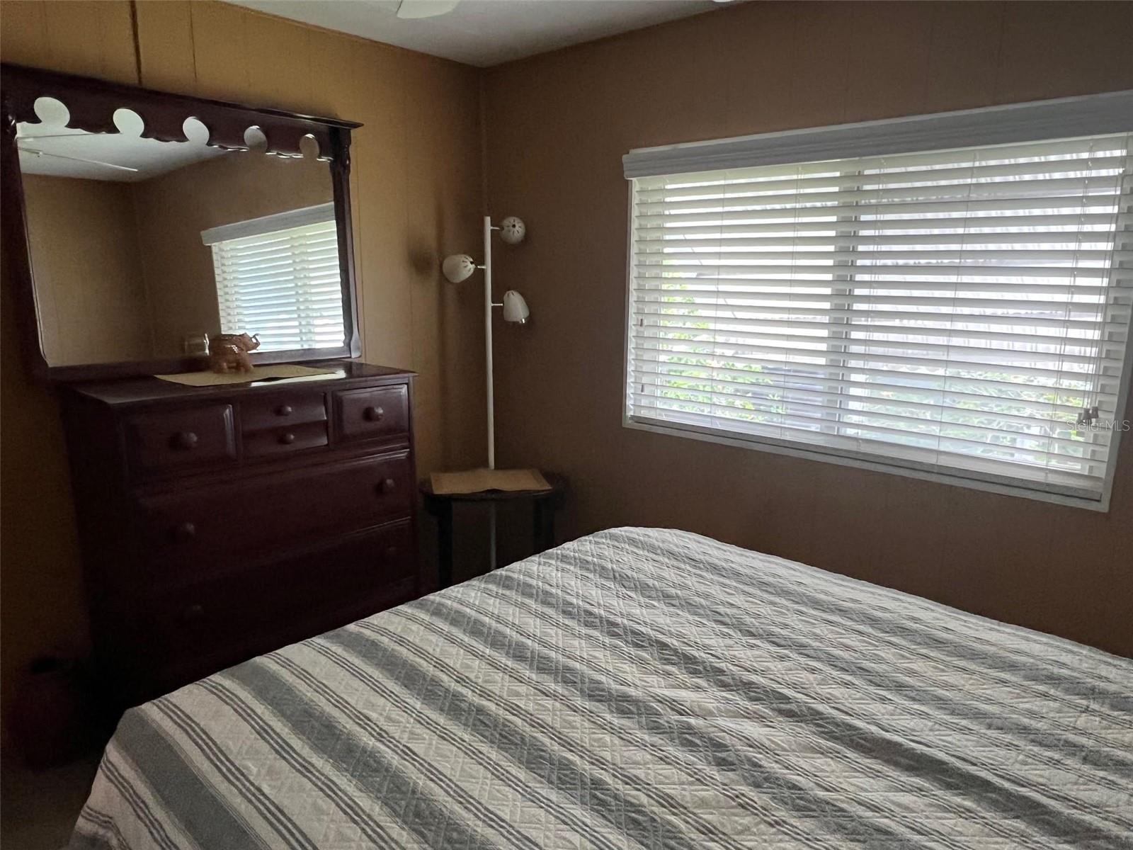 57 ROYAL PALM CIR, LARGO, FL, 33778
