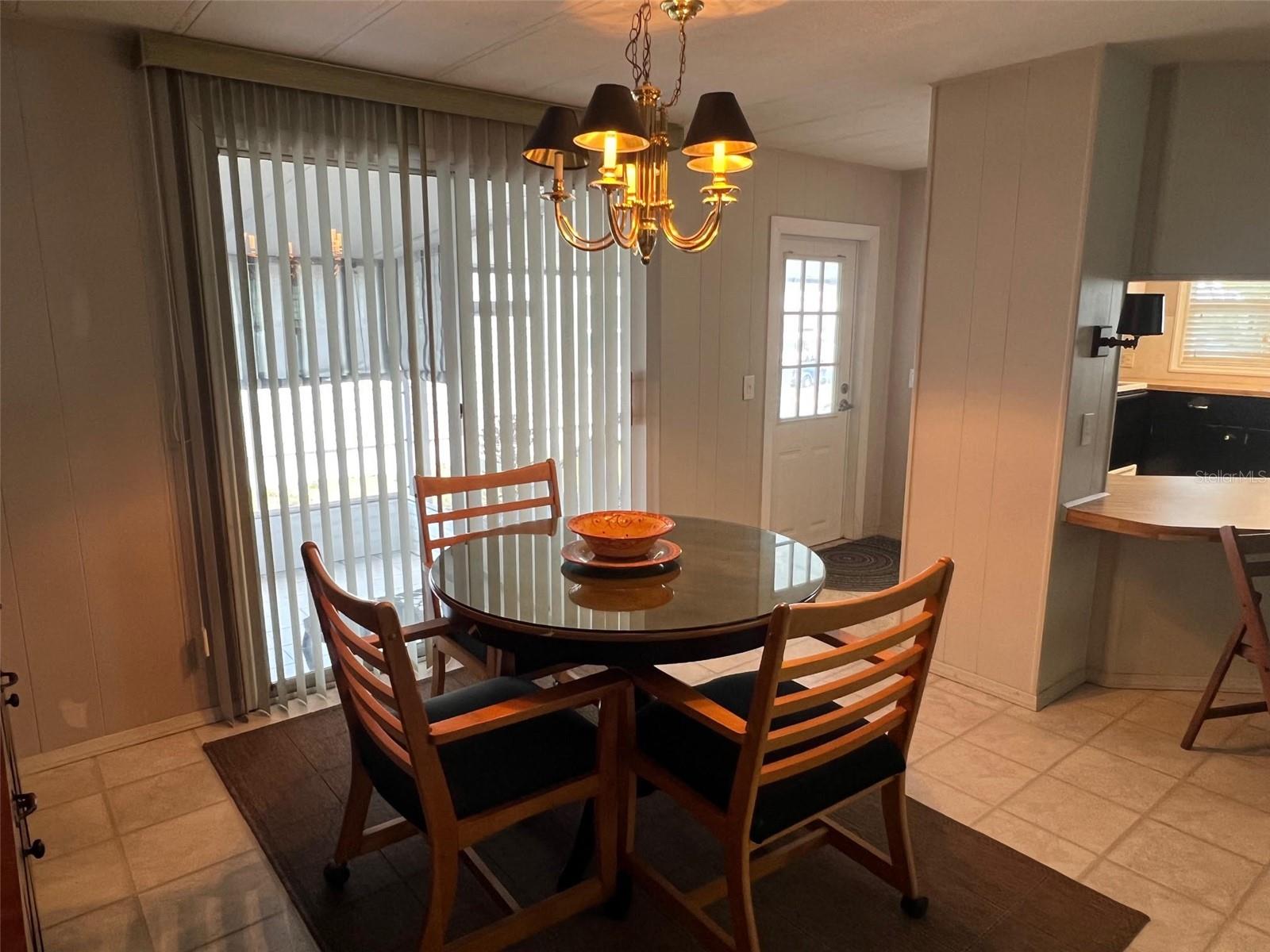 57 ROYAL PALM CIR, LARGO, FL, 33778