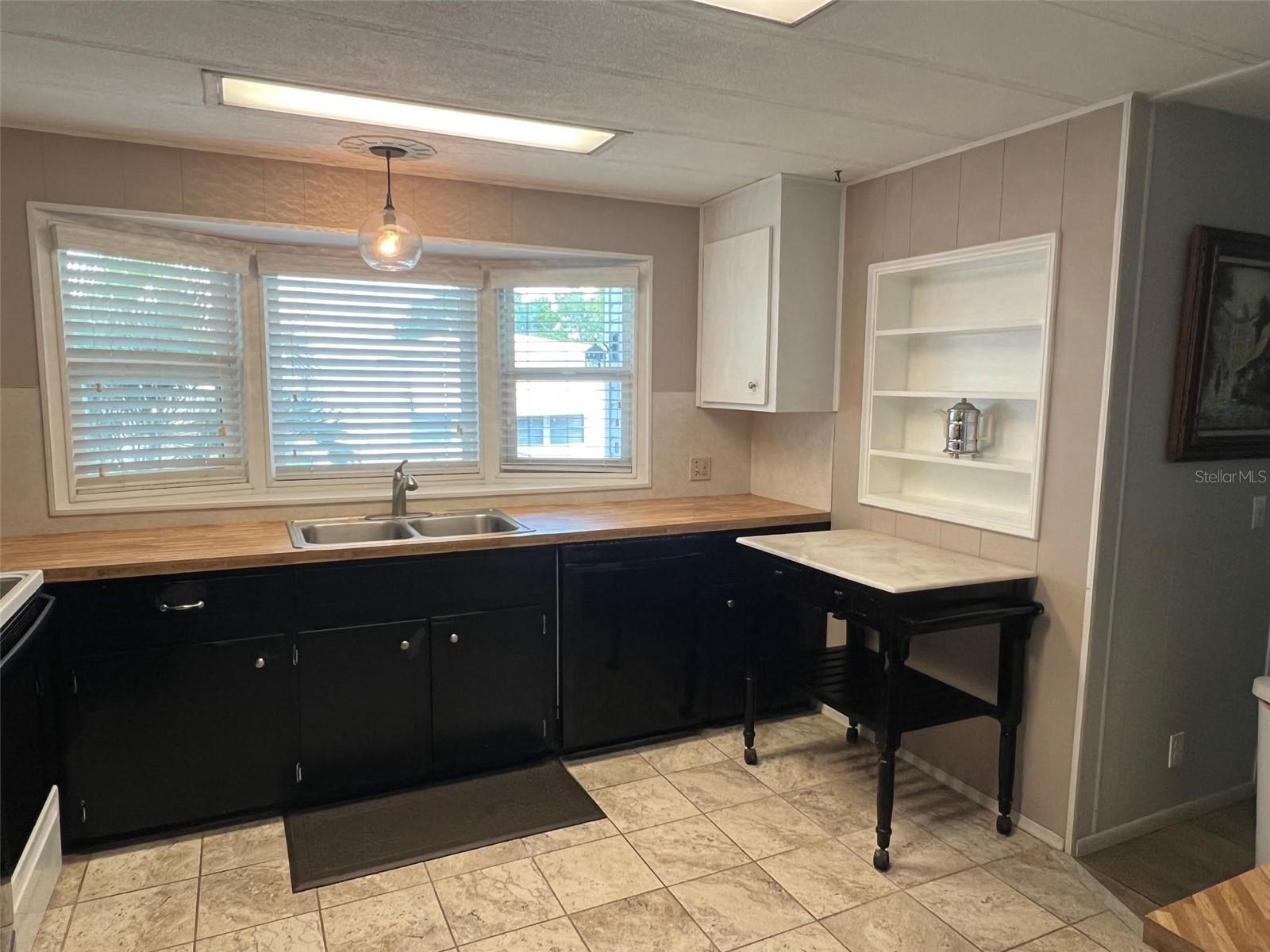 57 ROYAL PALM CIR, LARGO, FL, 33778