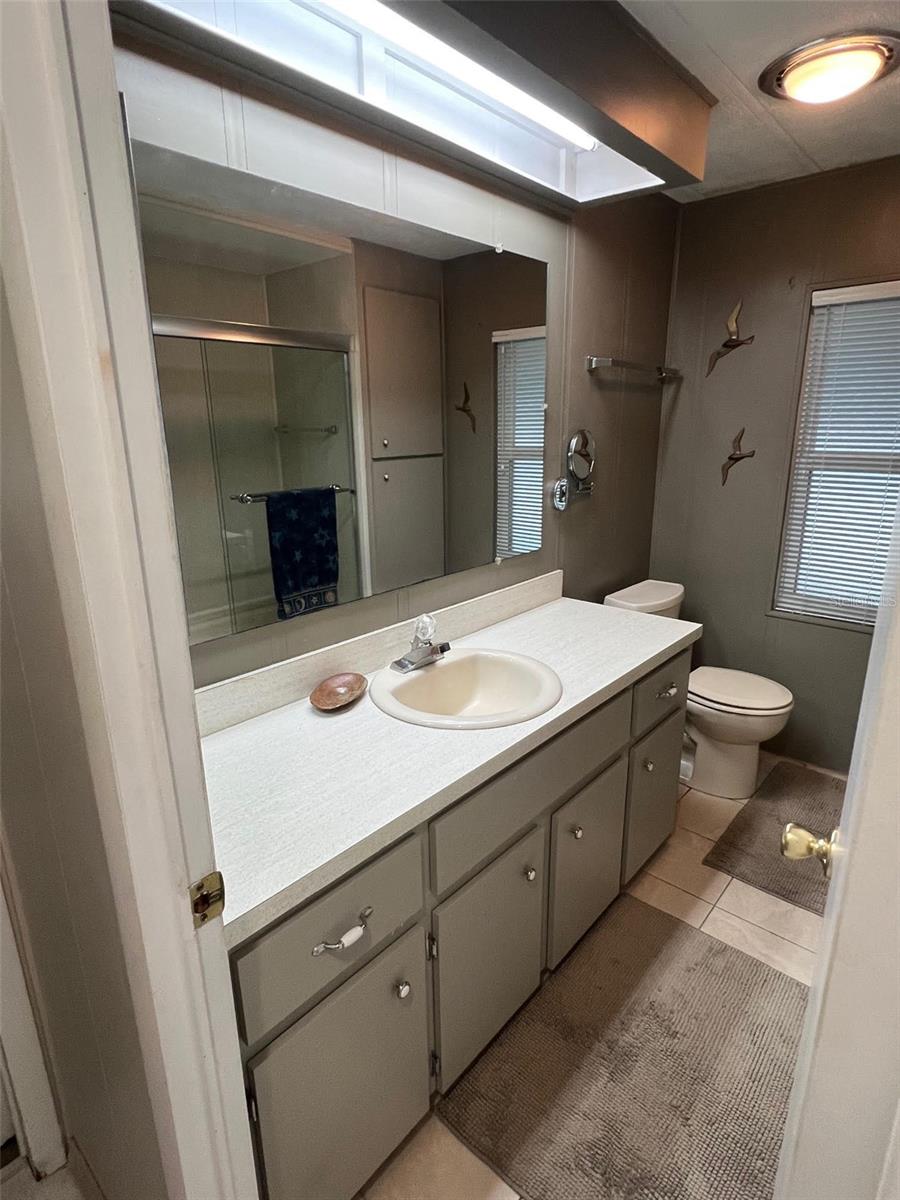 57 ROYAL PALM CIR, LARGO, FL, 33778