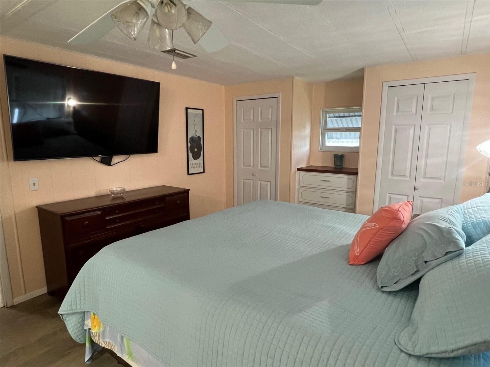 57 ROYAL PALM CIR, LARGO, FL, 33778