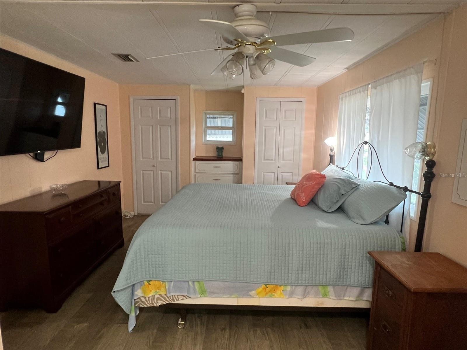 57 ROYAL PALM CIR, LARGO, FL, 33778