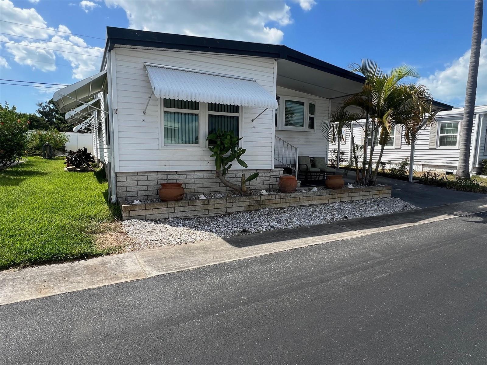 57 ROYAL PALM CIR, LARGO, FL, 33778