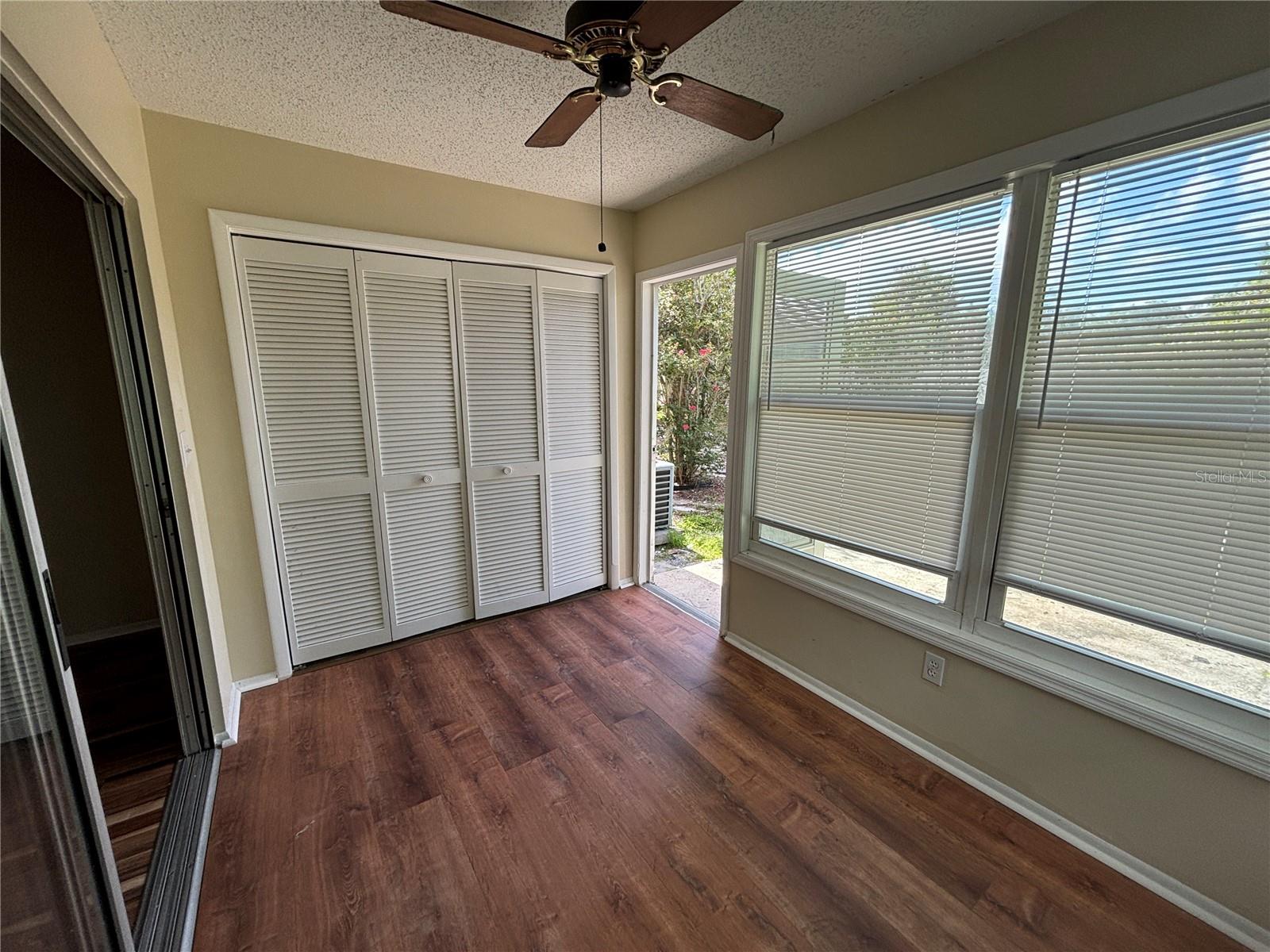 2220 BANCROFT CIR S #D, PALM HARBOR, FL, 34683