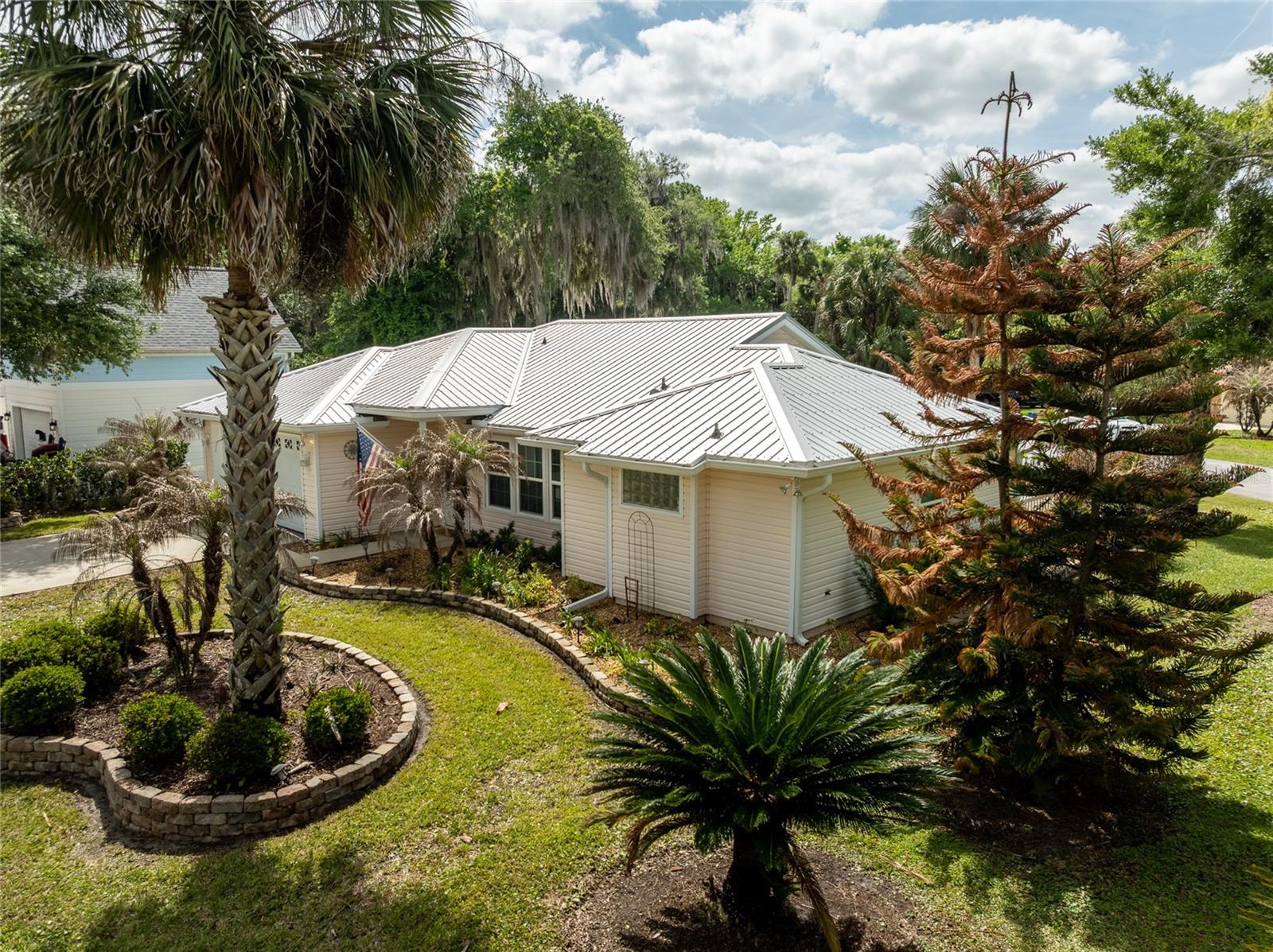 QUAIL HOLLOW ON THE RIVER, DELAND, FL, 32720