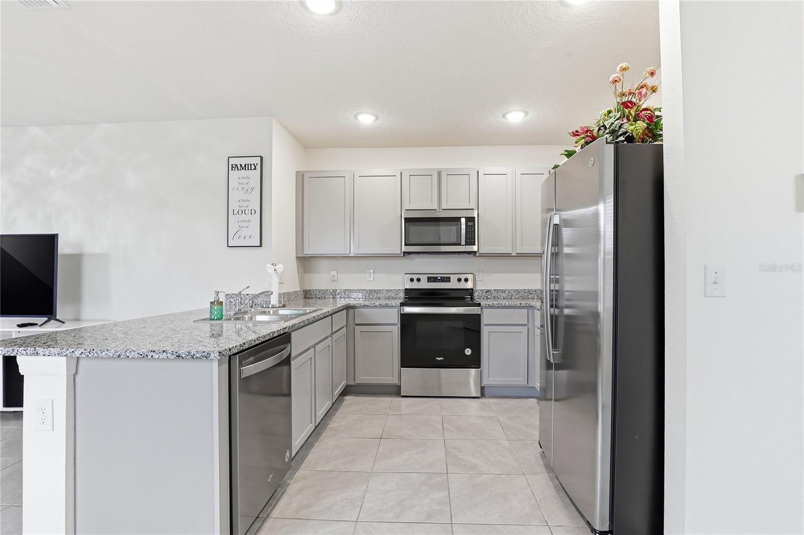 2839 MAIDEN GRASS ISLE, WESLEY CHAPEL, FL, 33543