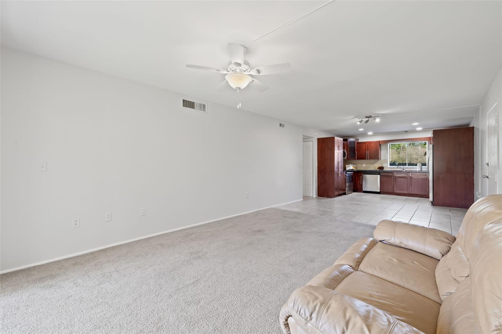 8601 HURON CT #44, TAMPA, FL, 33614
