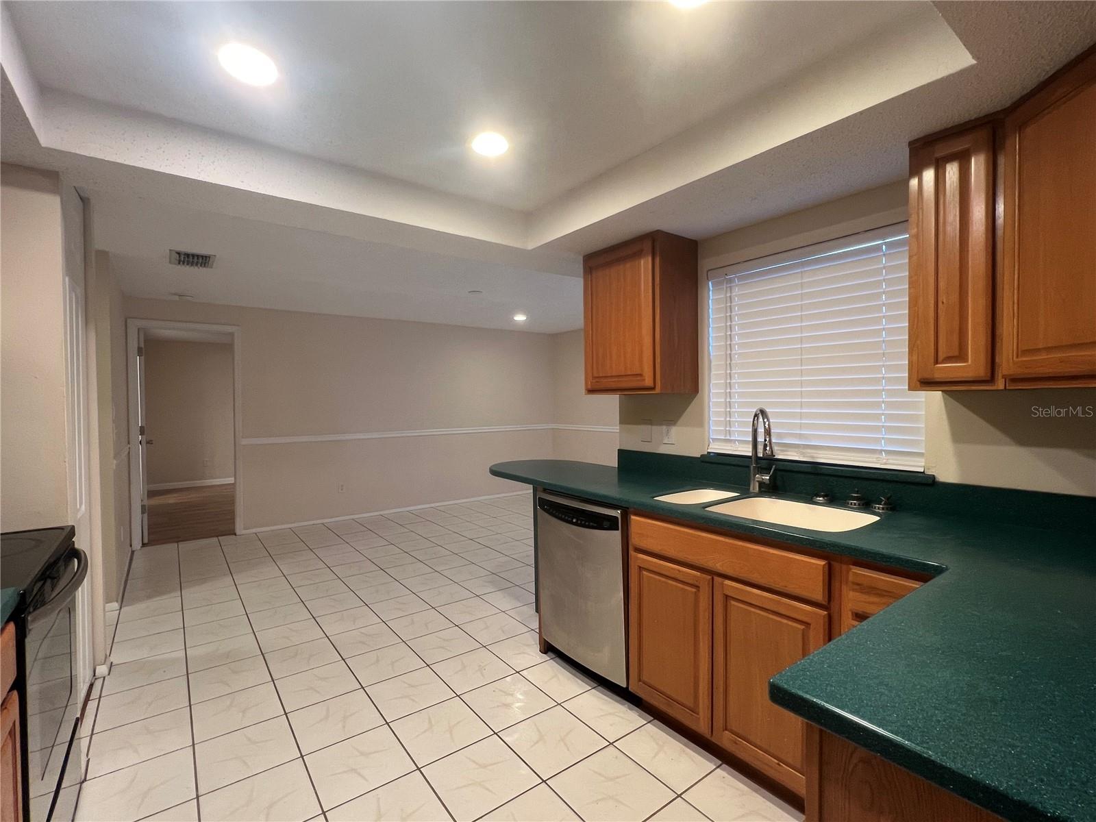 606 CEDAR GROVE DR, BRANDON, FL, 33511