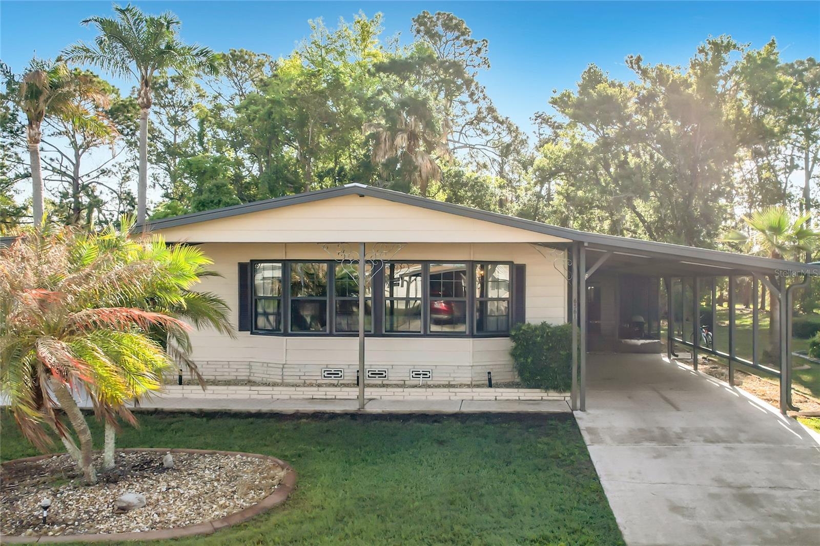 6561 CHINABERRY DR NE, WINTER HAVEN, FL, 33881