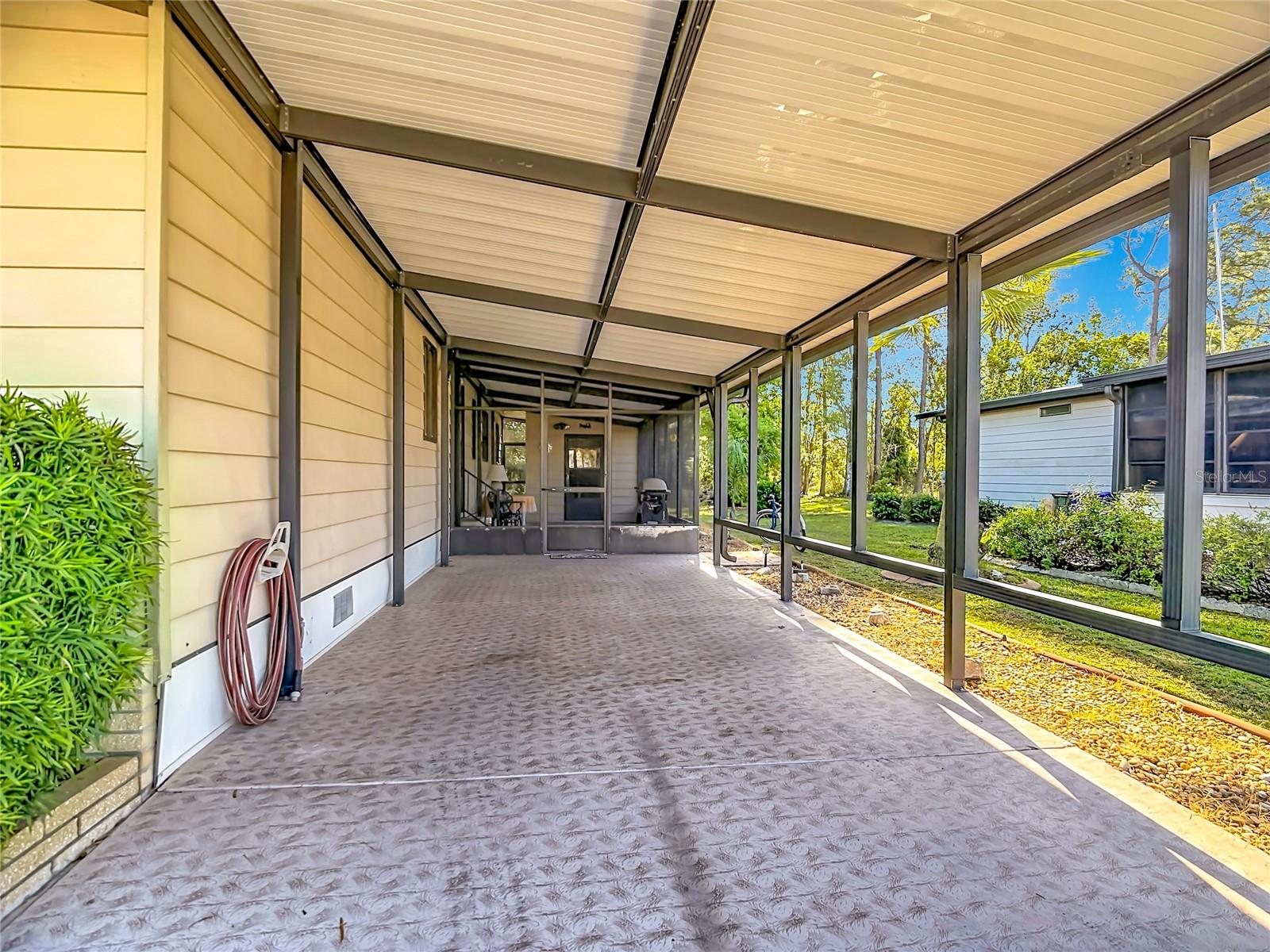 6561 CHINABERRY DR NE, WINTER HAVEN, FL, 33881