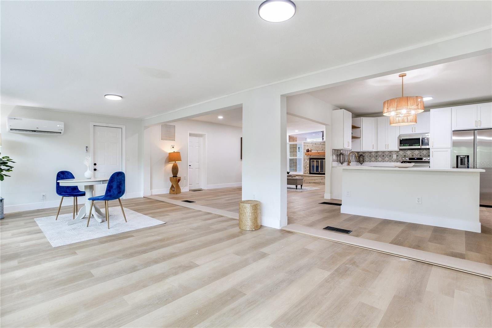 2753 VALENCIA DR, SARASOTA, FL, 34239
