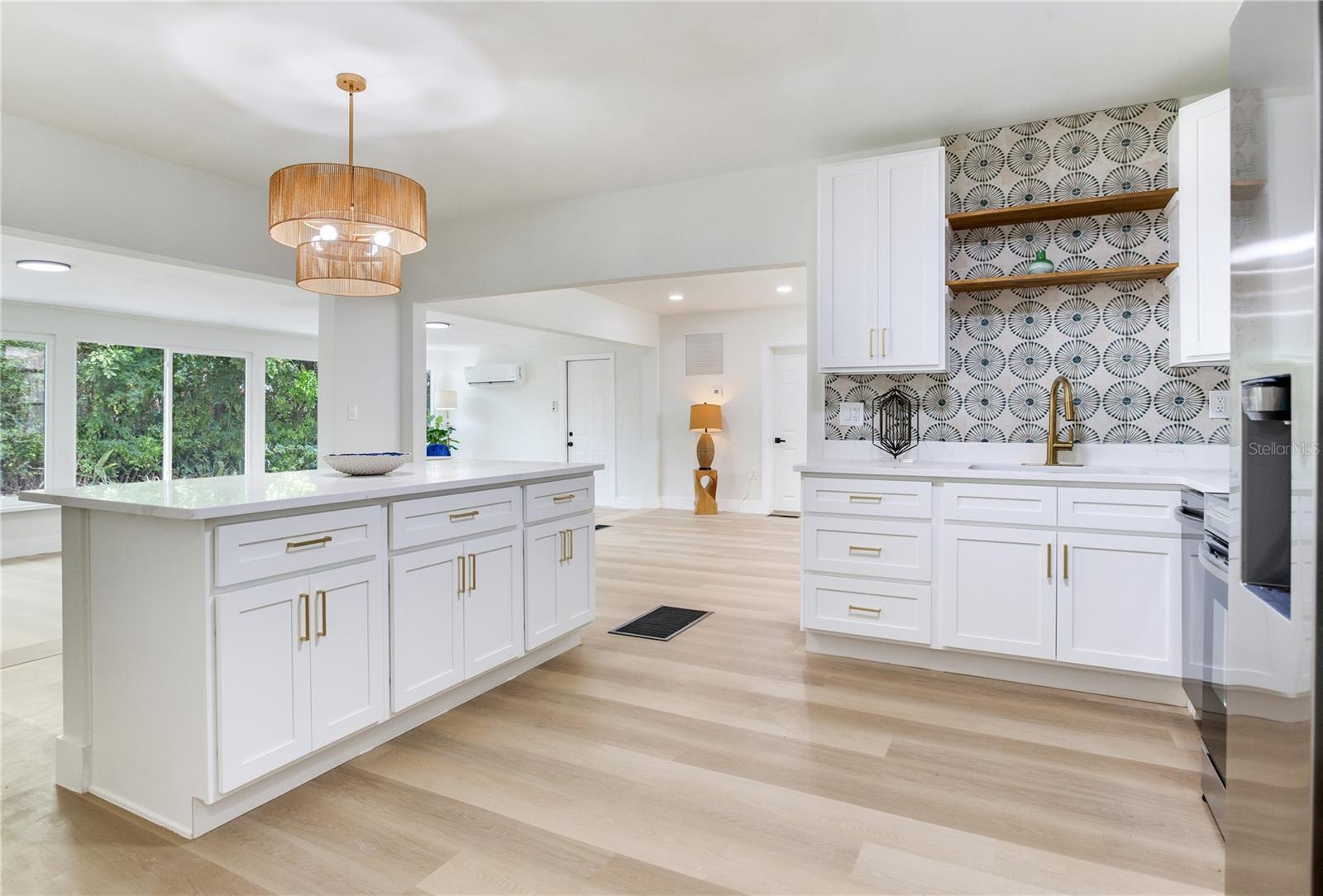 2753 VALENCIA DR, SARASOTA, FL, 34239