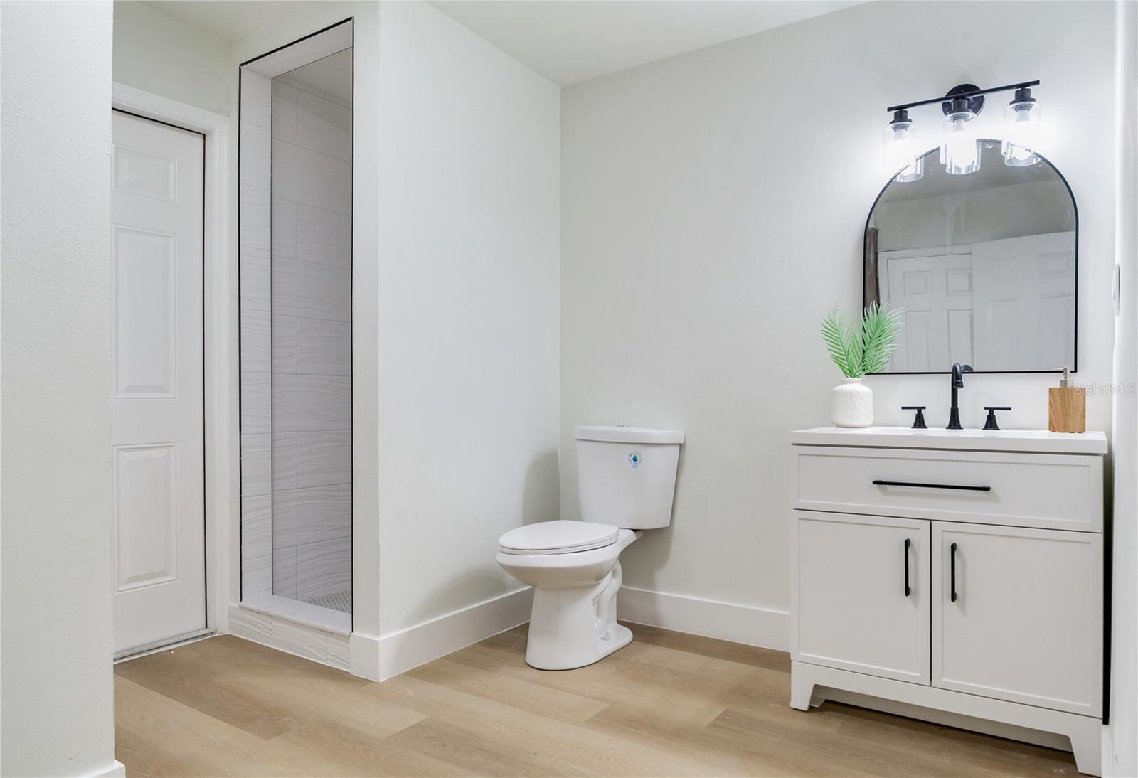2753 VALENCIA DR, SARASOTA, FL, 34239