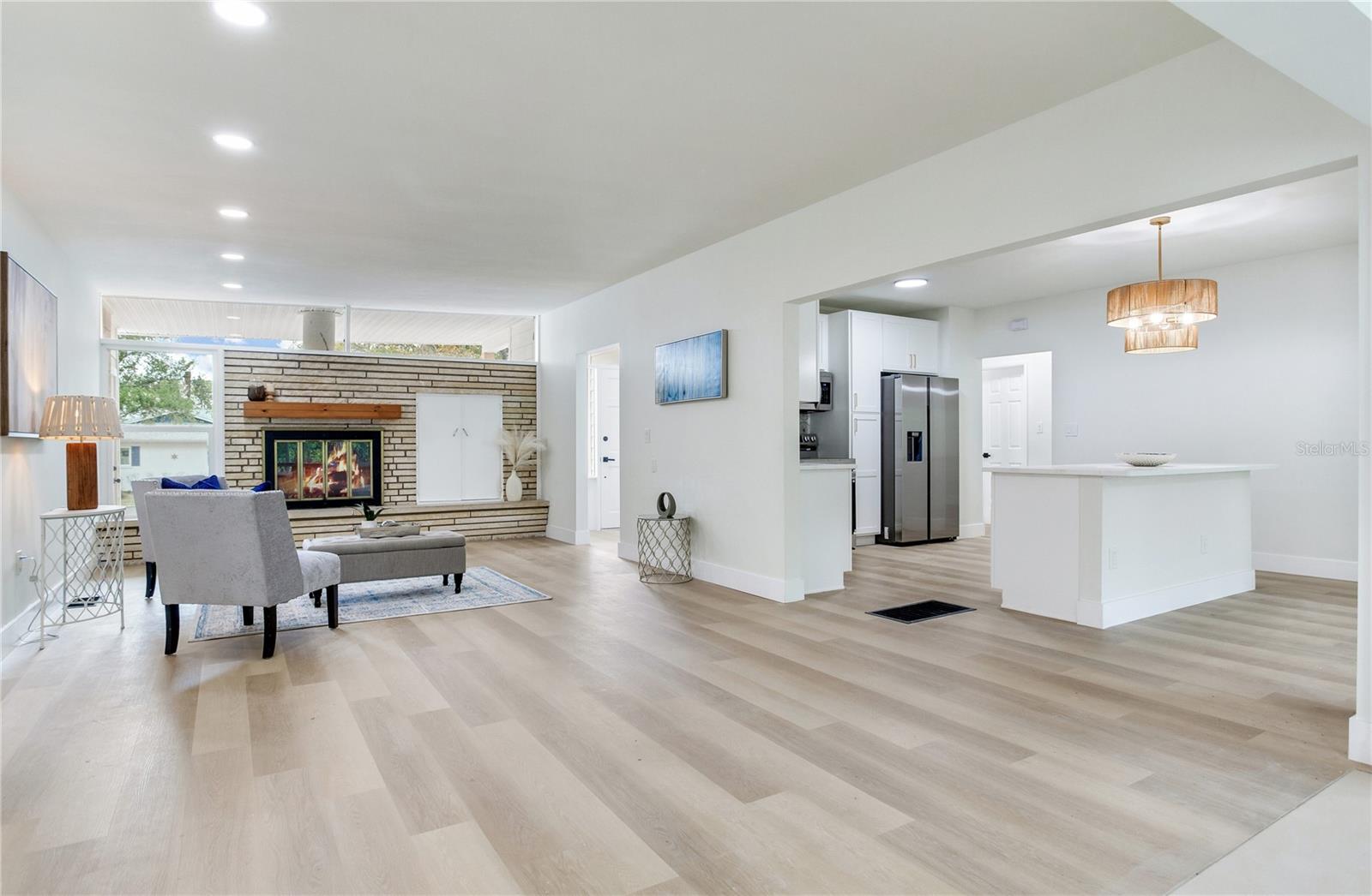 2753 VALENCIA DR, SARASOTA, FL, 34239