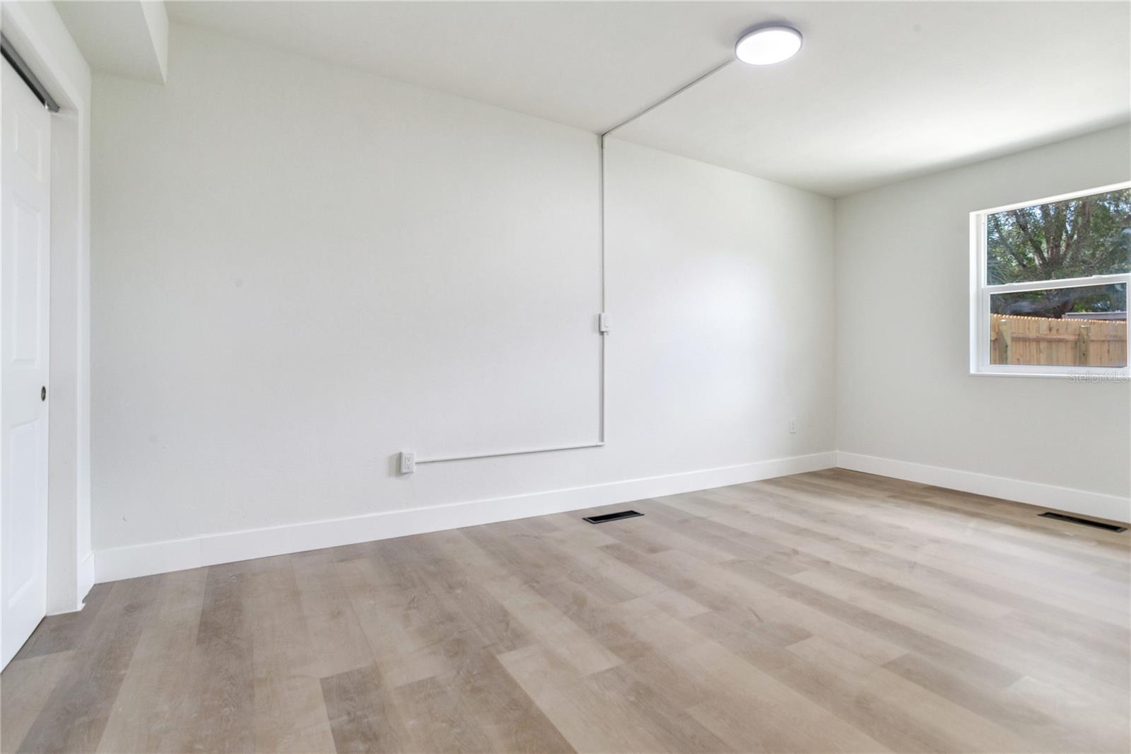 2753 VALENCIA DR, SARASOTA, FL, 34239