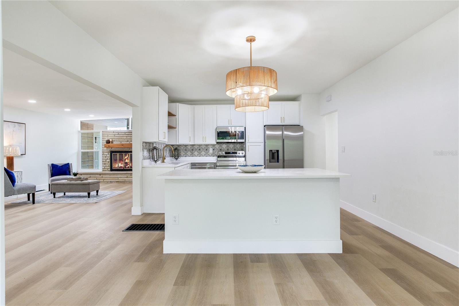 2753 VALENCIA DR, SARASOTA, FL, 34239