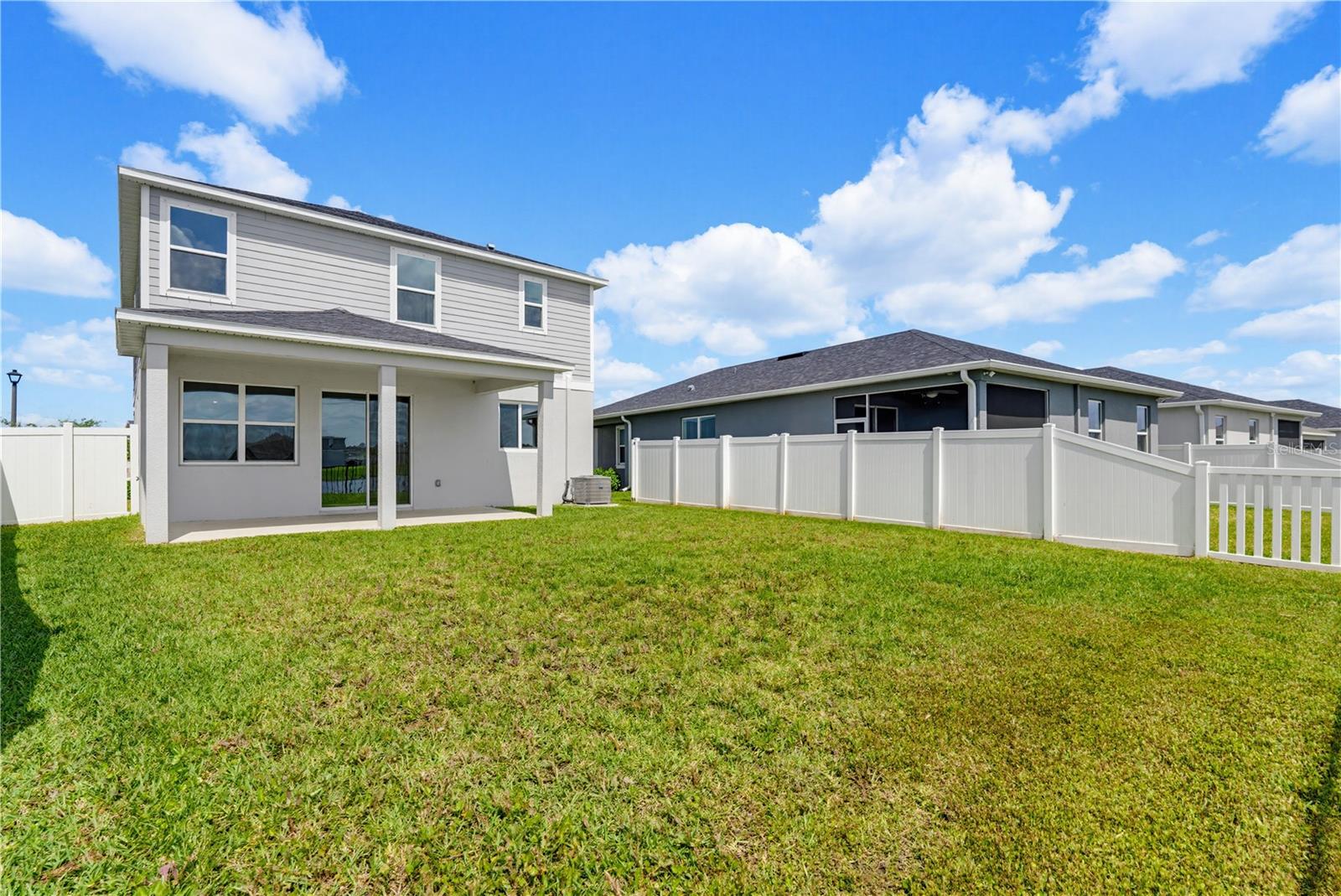 9395 SANDY BLUFFS CIR, PARRISH, FL, 34219