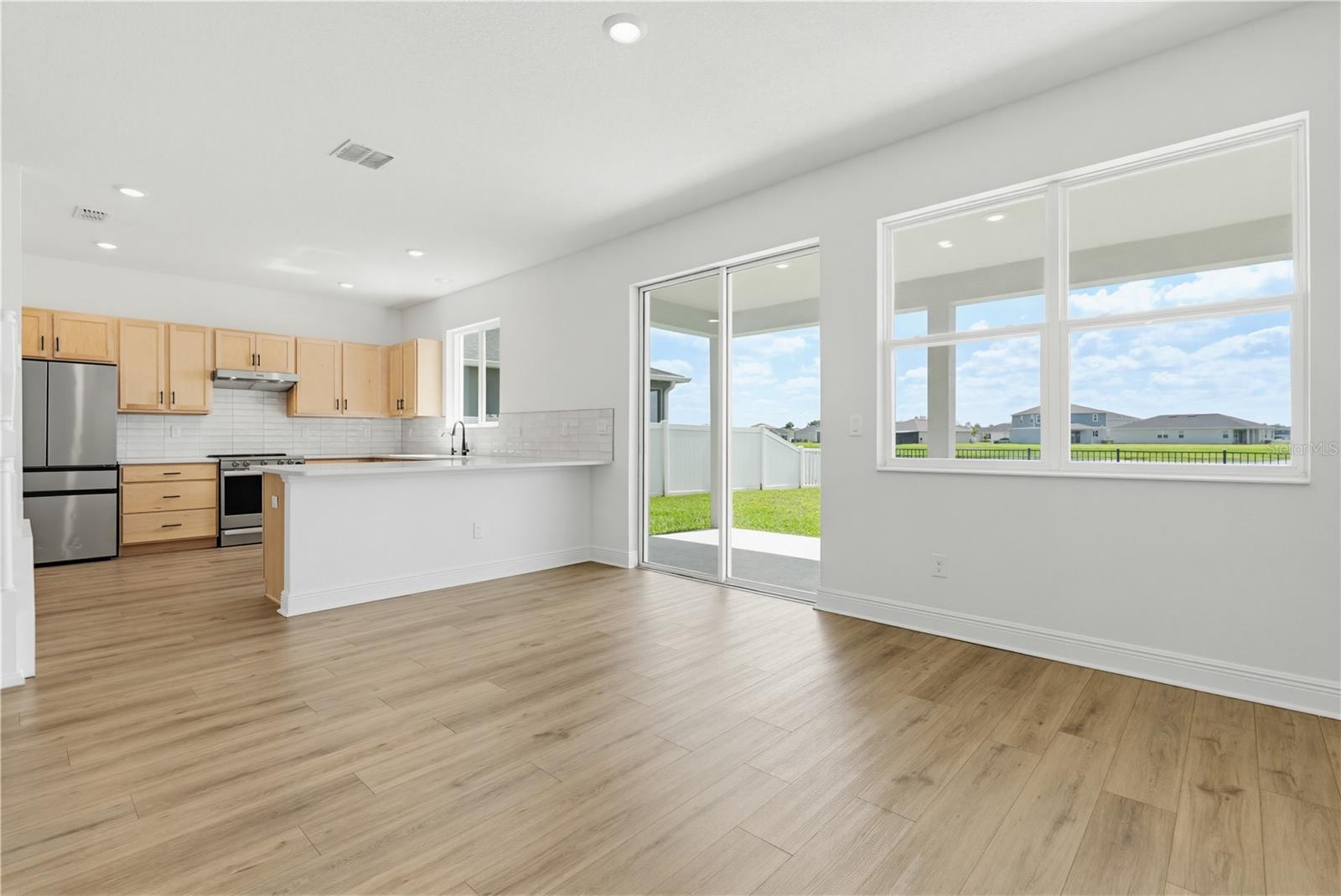 9395 SANDY BLUFFS CIR, PARRISH, FL, 34219