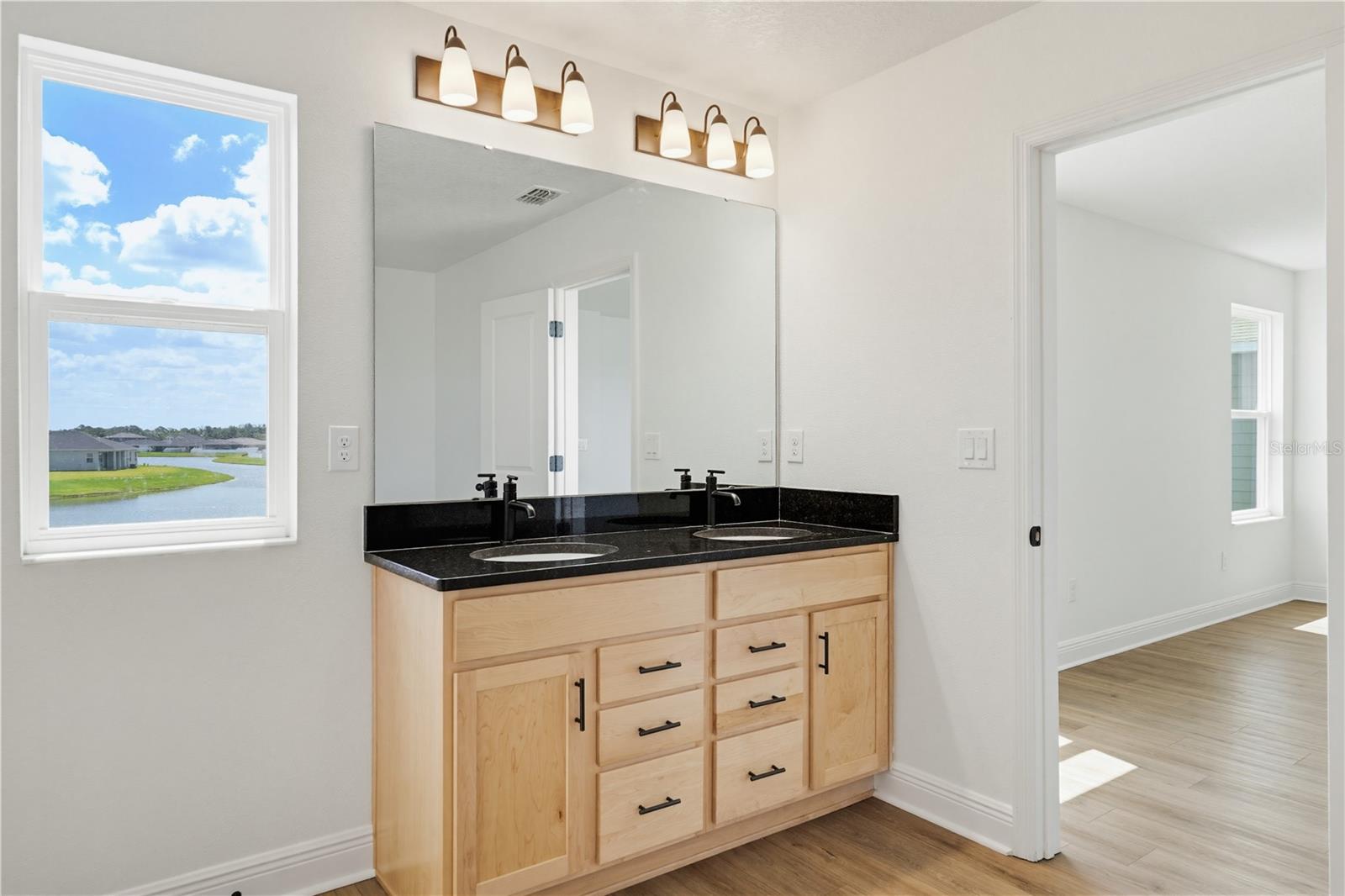 9395 SANDY BLUFFS CIR, PARRISH, FL, 34219