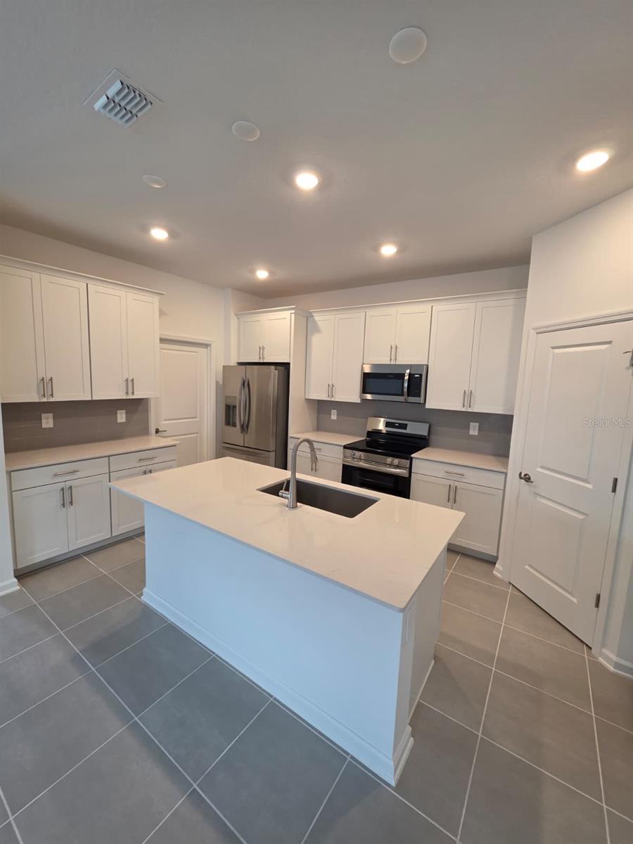 5637 NINA WAY, ST CLOUD, FL, 34771
